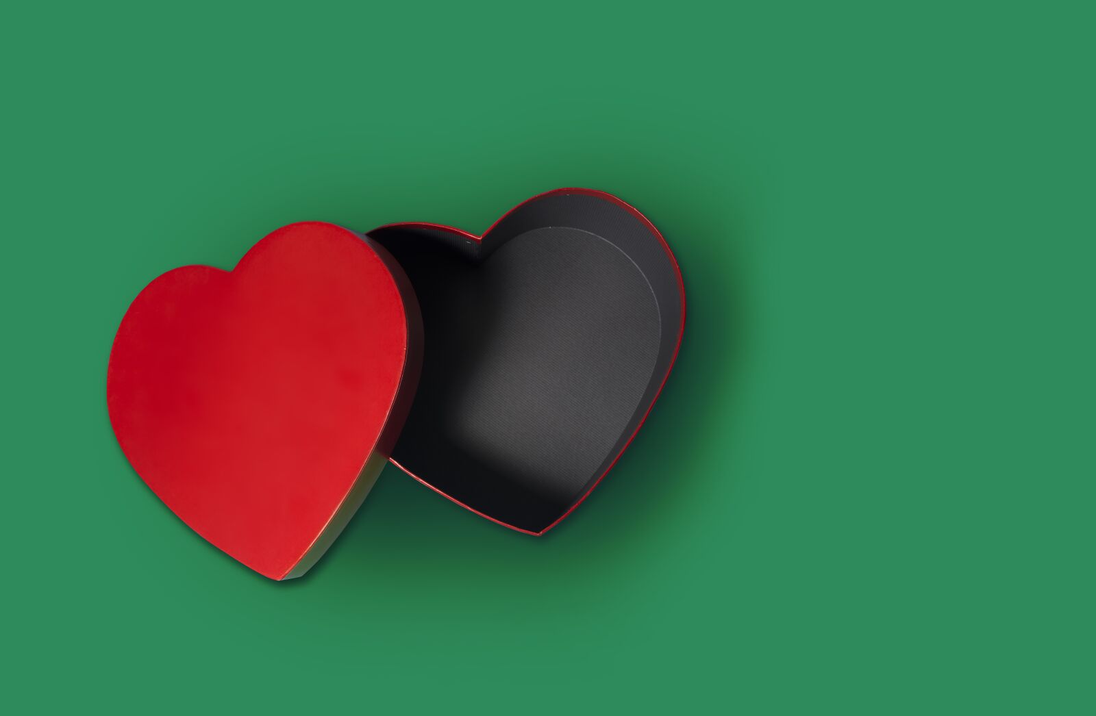 Nikon D610 sample photo. Box, heart, love photography