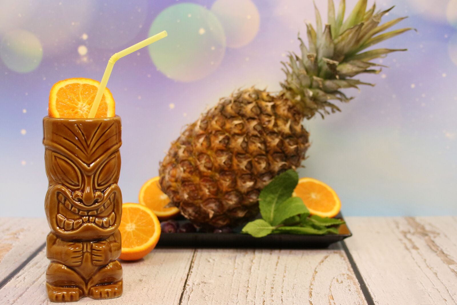 Canon EOS 700D (EOS Rebel T5i / EOS Kiss X7i) sample photo. Pineapple, fruit, yellow photography