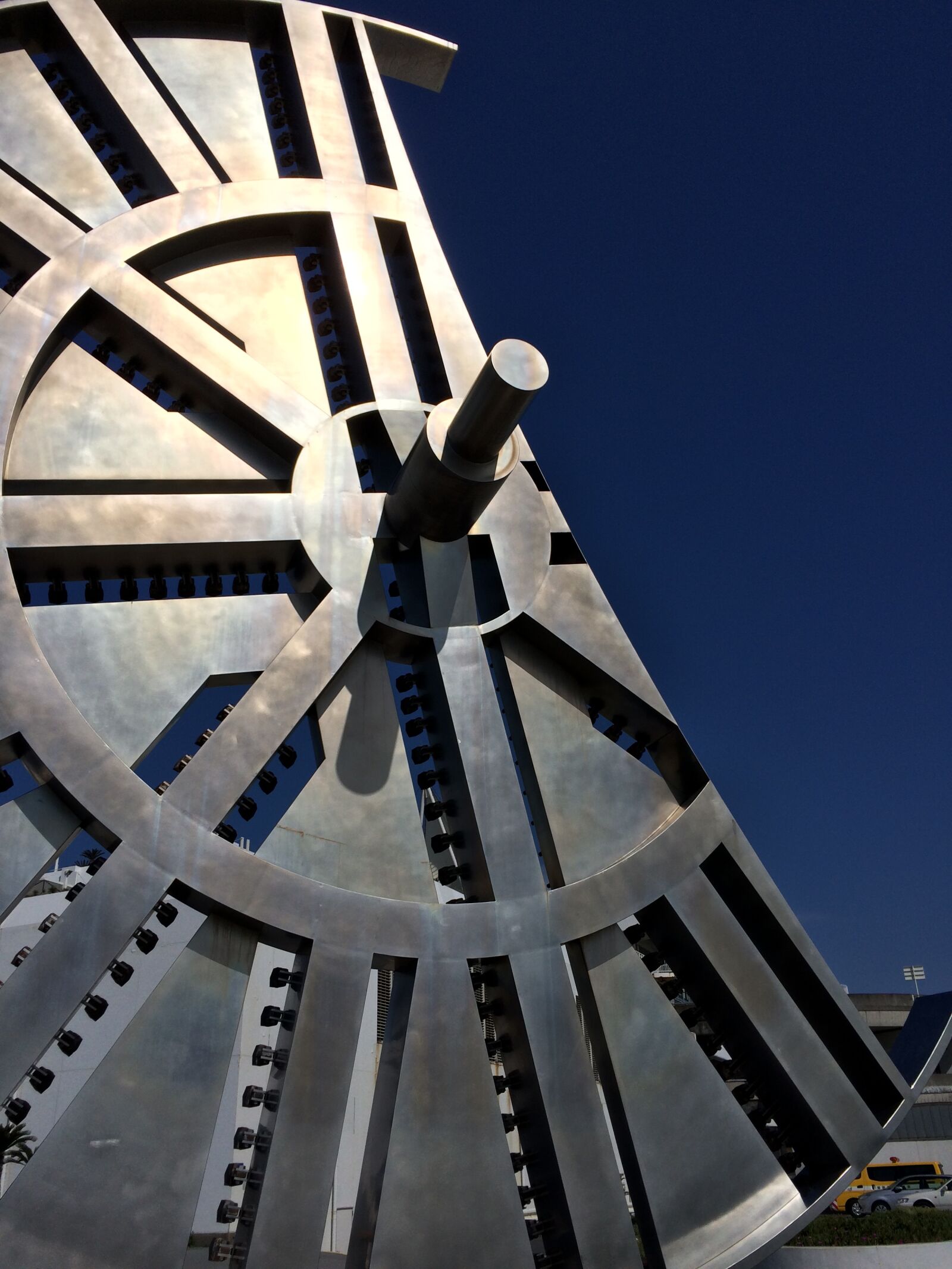 iPhone 5s back camera 4.15mm f/2.2 sample photo. Landscape, blue sky, drill photography