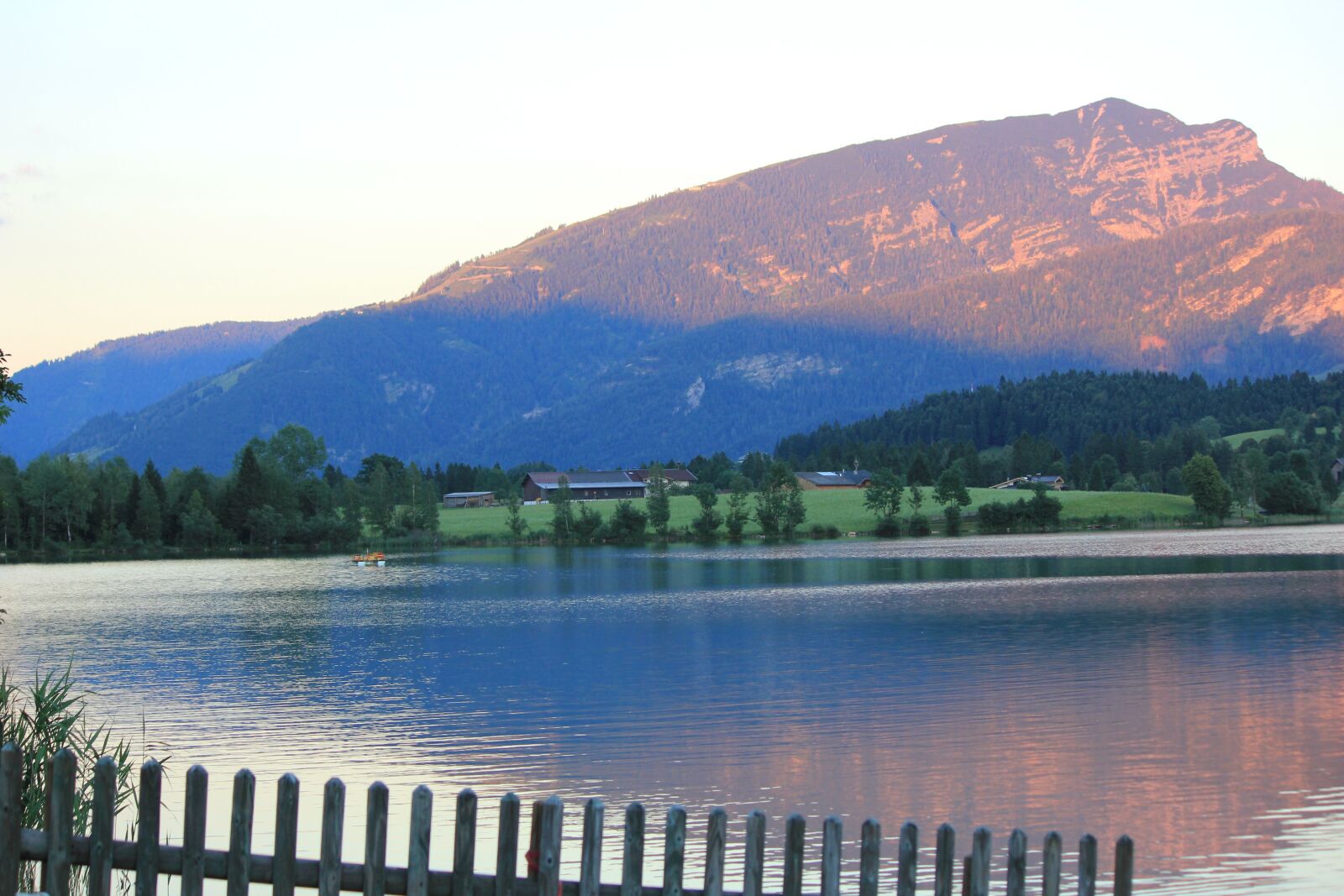 Canon EOS 550D (EOS Rebel T2i / EOS Kiss X4) sample photo. Walchsee, vacations, austria photography