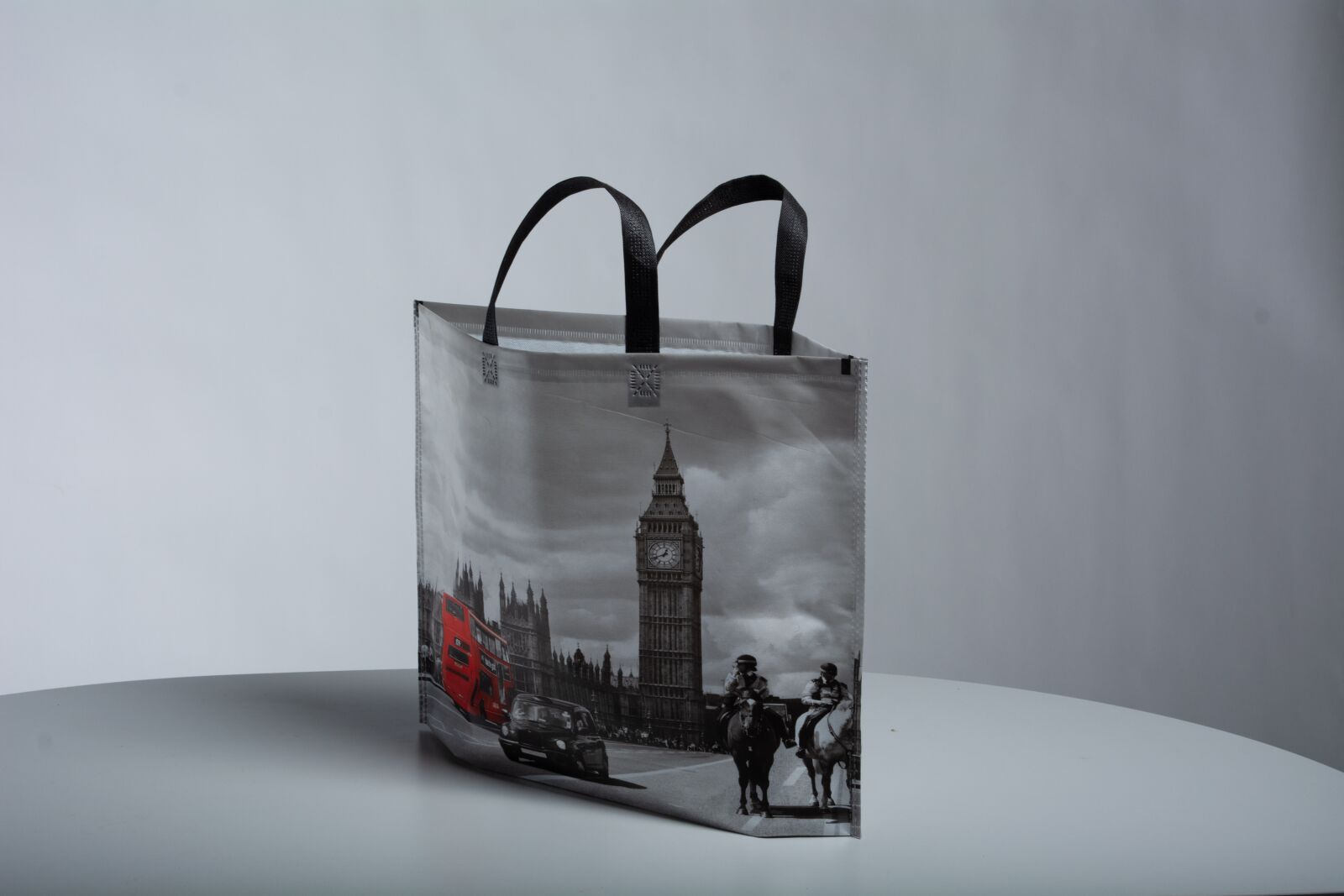 Nikon D5200 sample photo. Eco friendly bag, non photography