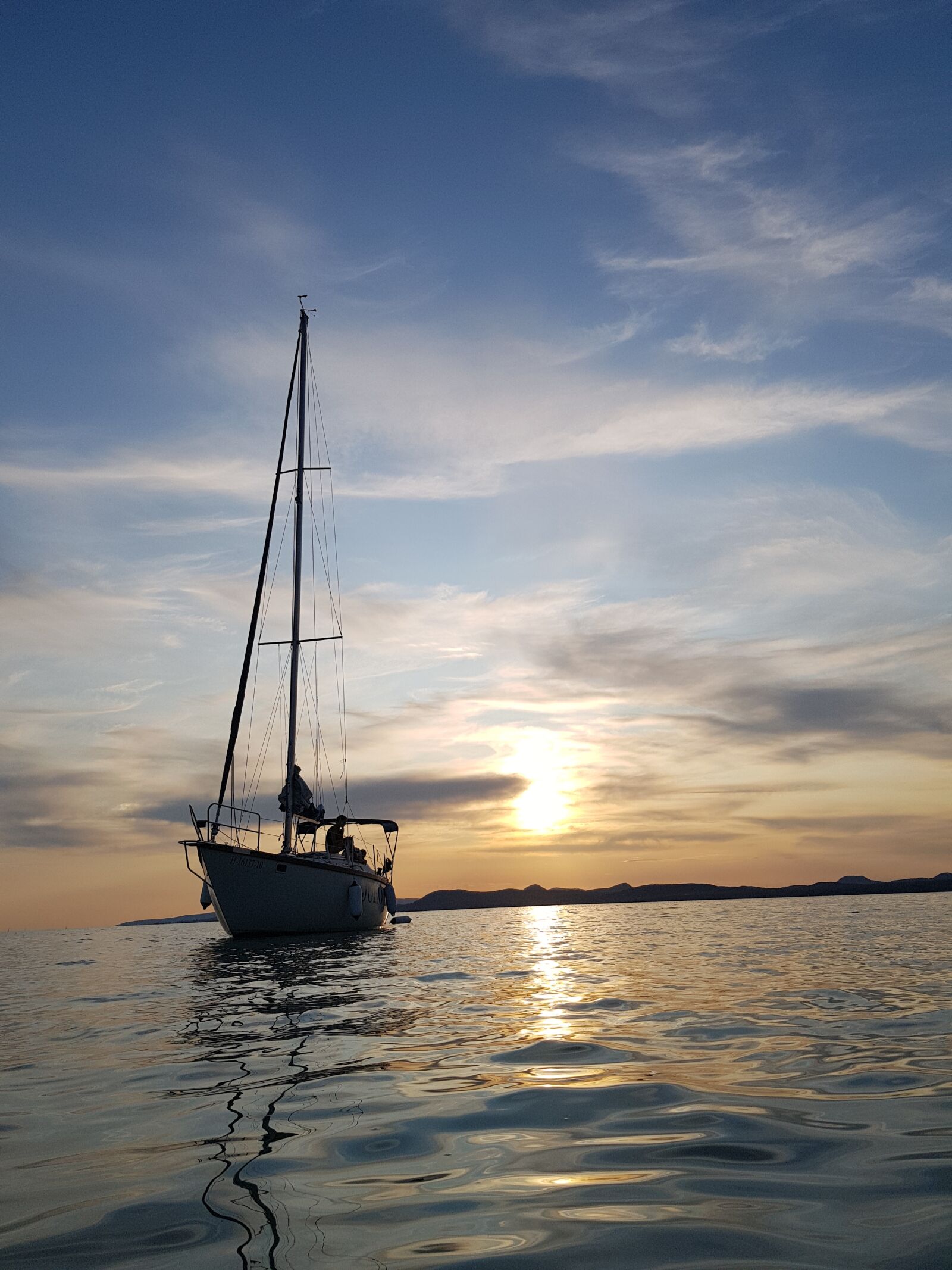 Samsung Galaxy S8 sample photo. Boat, sunset, water photography
