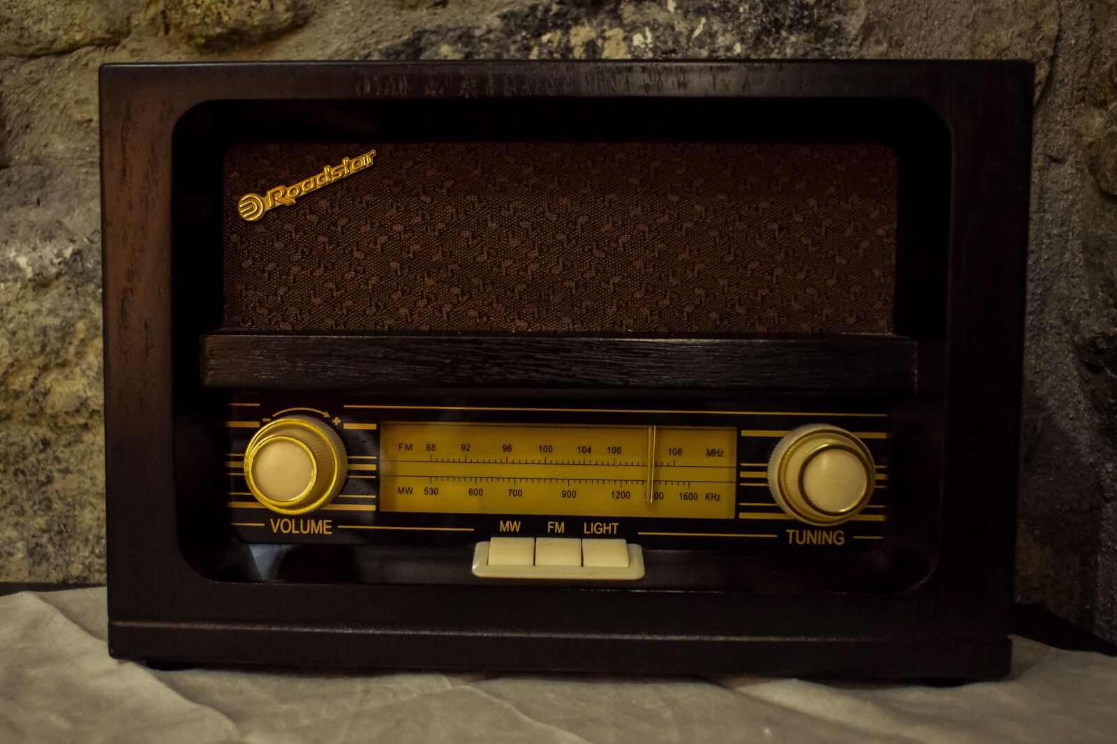 Nikon D3300 sample photo. Radio, old, antique photography