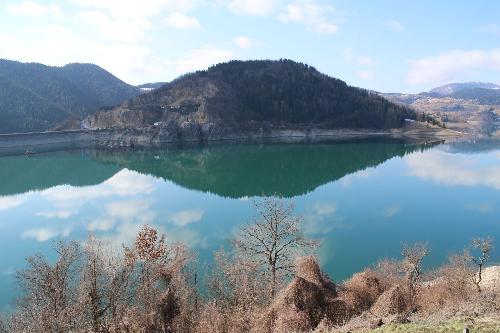 Canon EOS M sample photo. Water, nature, landscape photography