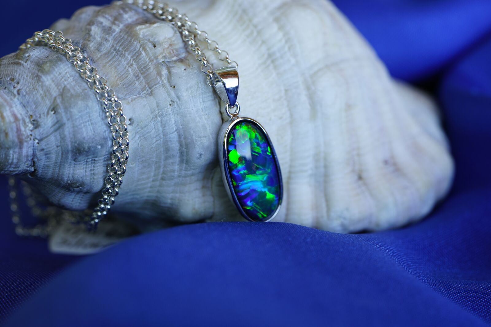 Sony a7R II + Sony FE 90mm F2.8 Macro G OSS sample photo. Opal, jewellery, gem photography