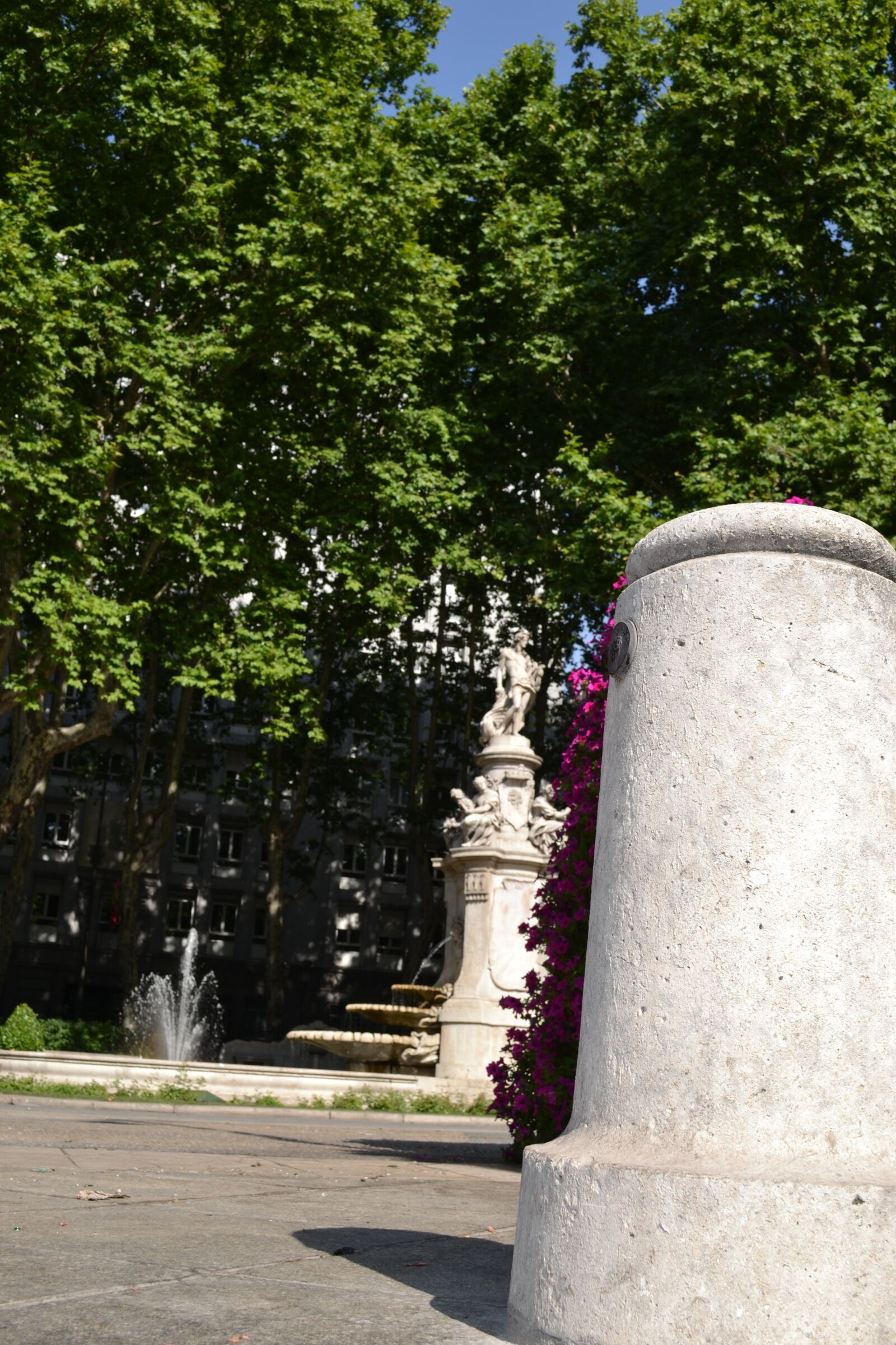Nikon D3100 sample photo. Calle, retiro, madrid photography