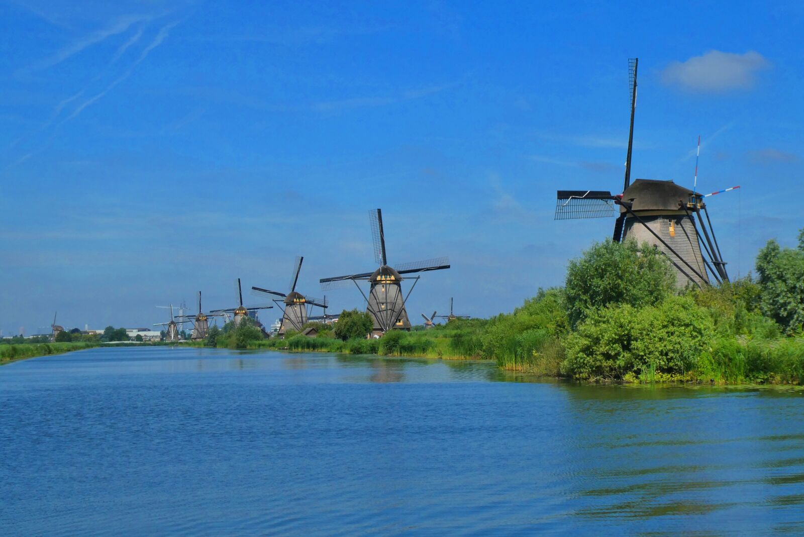 Panasonic Lumix DC-ZS70 (Lumix DC-TZ90) sample photo. Mills, kinderdijk, netherlands photography