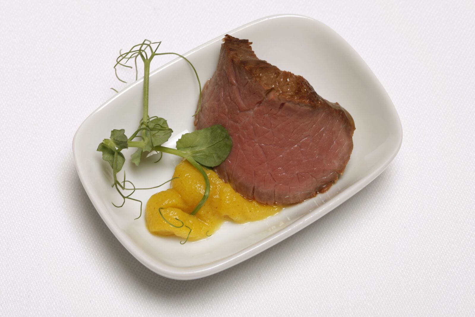 Canon EOS-1Ds Mark III sample photo. Food, aperitif, restaurant photography