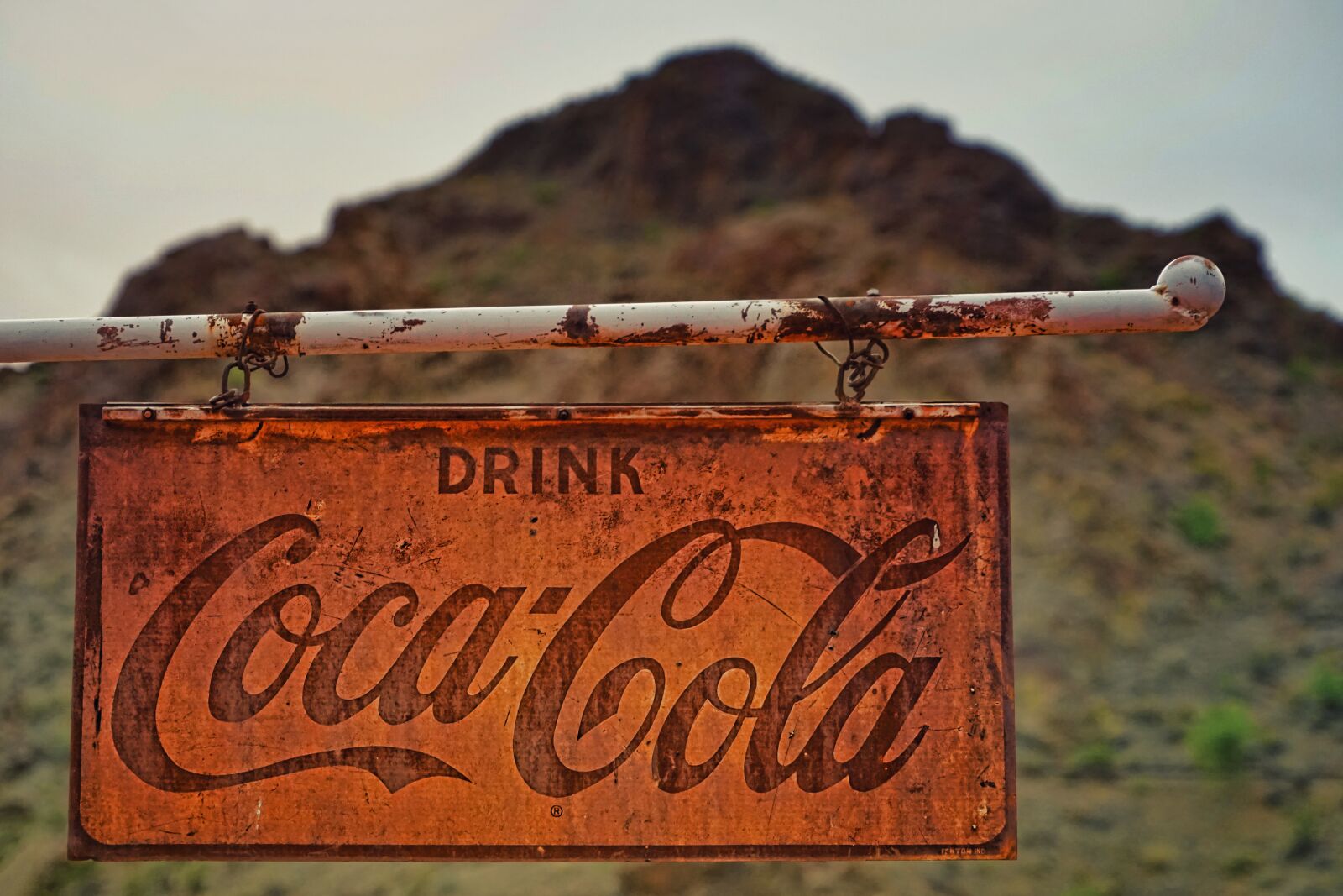 Sony a7 II + Sony FE 24-240mm F3.5-6.3 OSS sample photo. Signs, usa, america photography