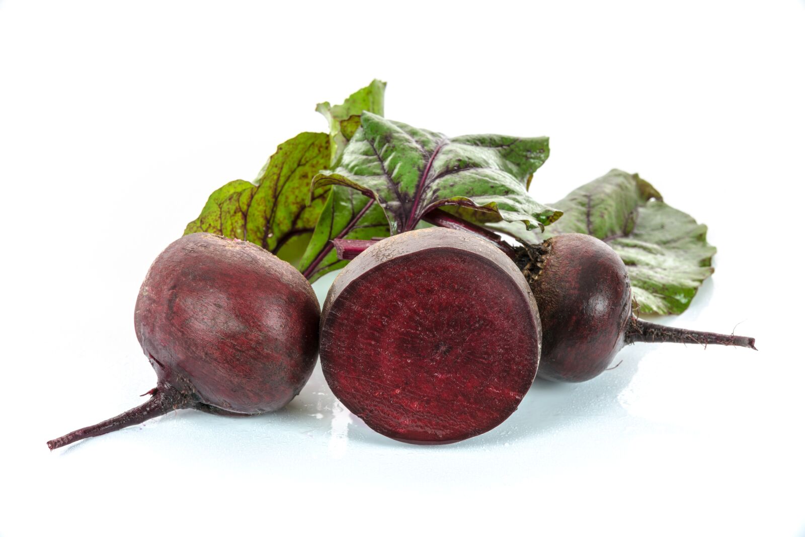 Nikon D750 sample photo. Red beets, vegetables, foliage photography