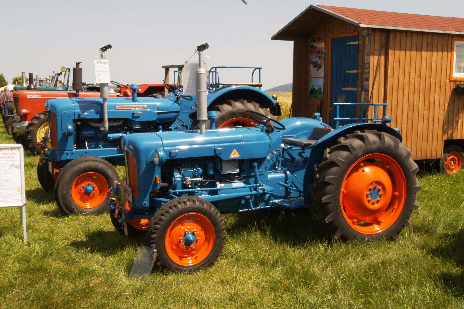Sony Alpha DSLR-A450 sample photo. Tractors, classic, oldtimer photography