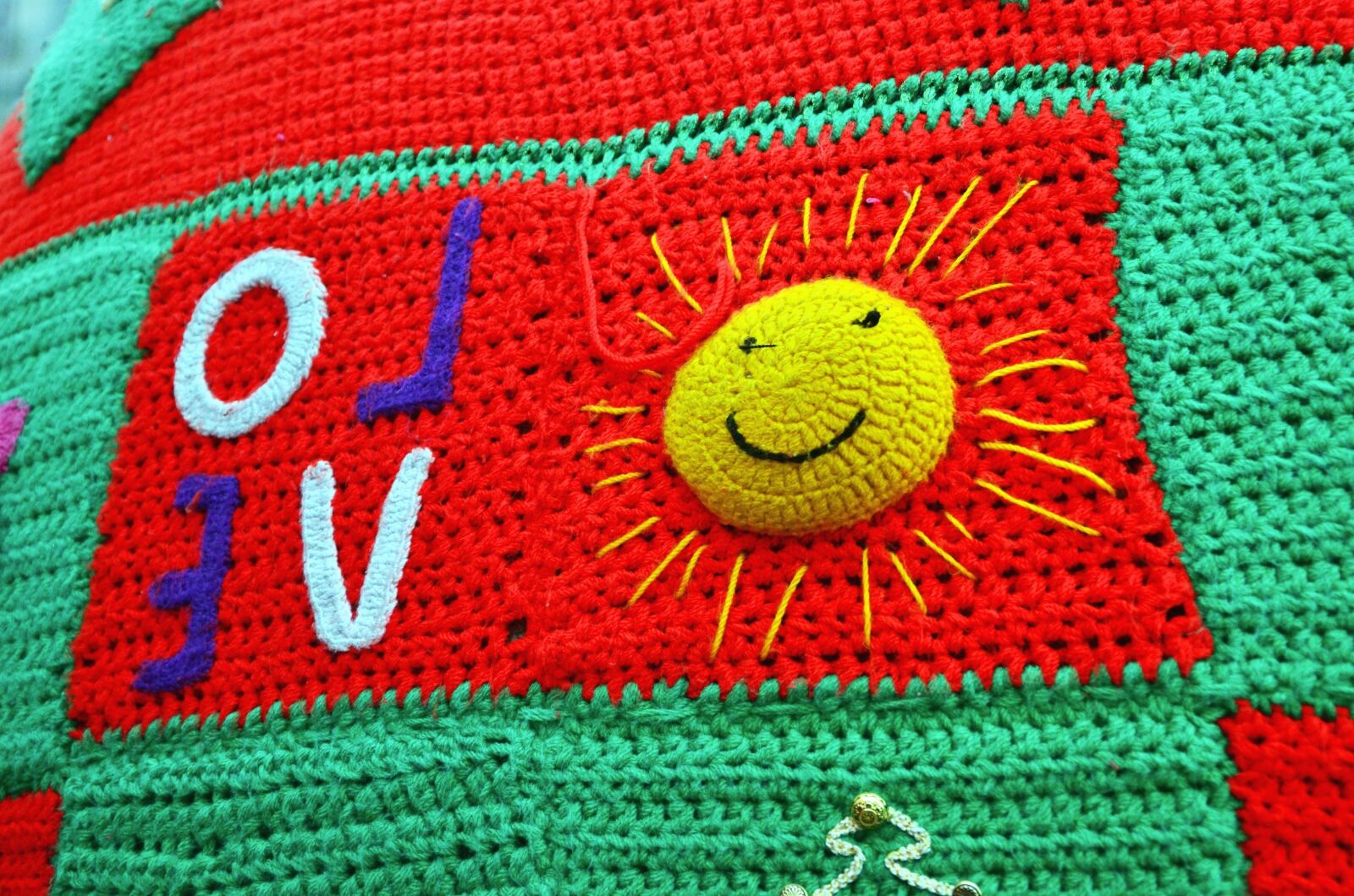 Nikon D5100 sample photo. Sweater, wool, colorful photography