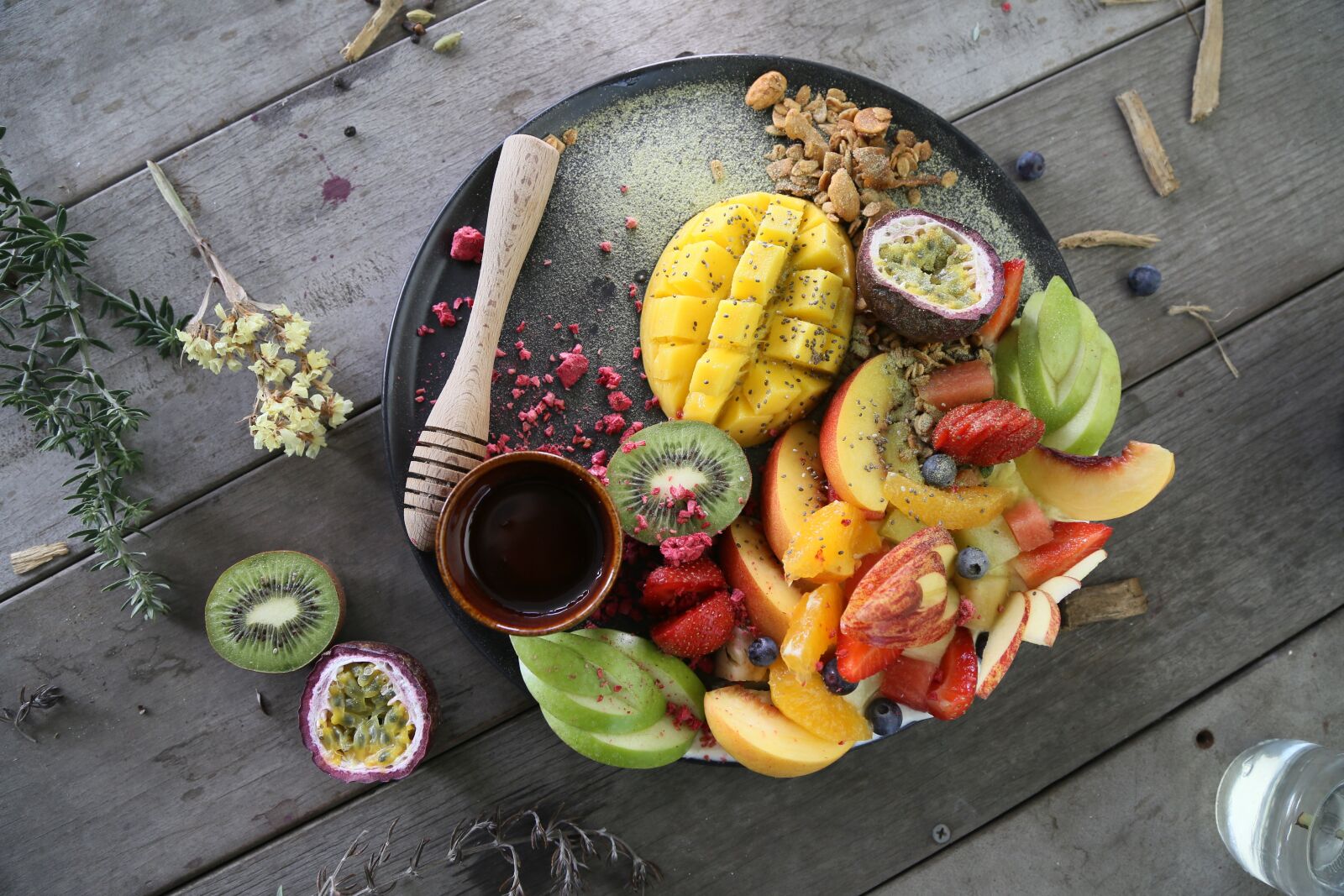 Canon EOS 6D + Canon EF 24-105mm F4L IS USM sample photo. Fruit, mango, vegetable photography