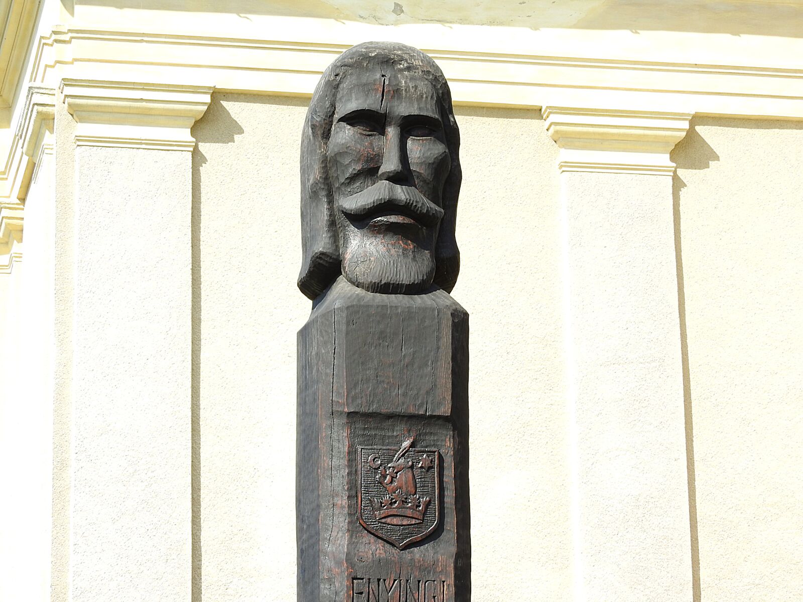 Nikon Coolpix P610 sample photo. Monument, wood memorial, carving photography