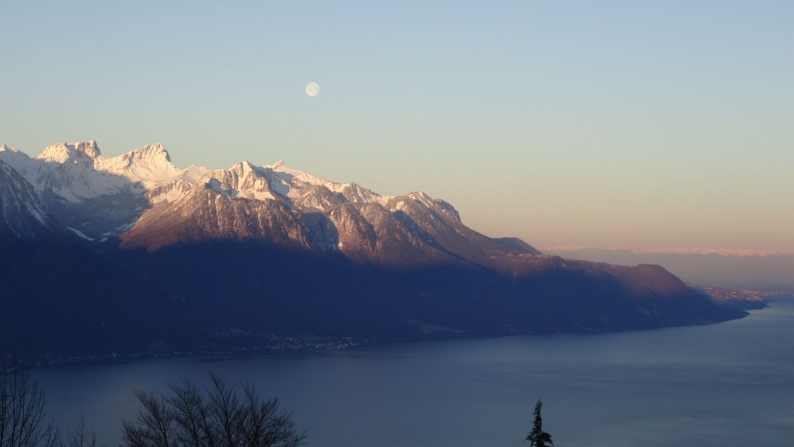 Sony Cyber-shot DSC-HX50V sample photo. Mountain, landscape, moon photography