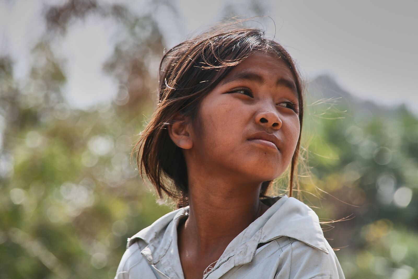 Canon EOS 400D (EOS Digital Rebel XTi / EOS Kiss Digital X) sample photo. Young, girl, cambodia photography