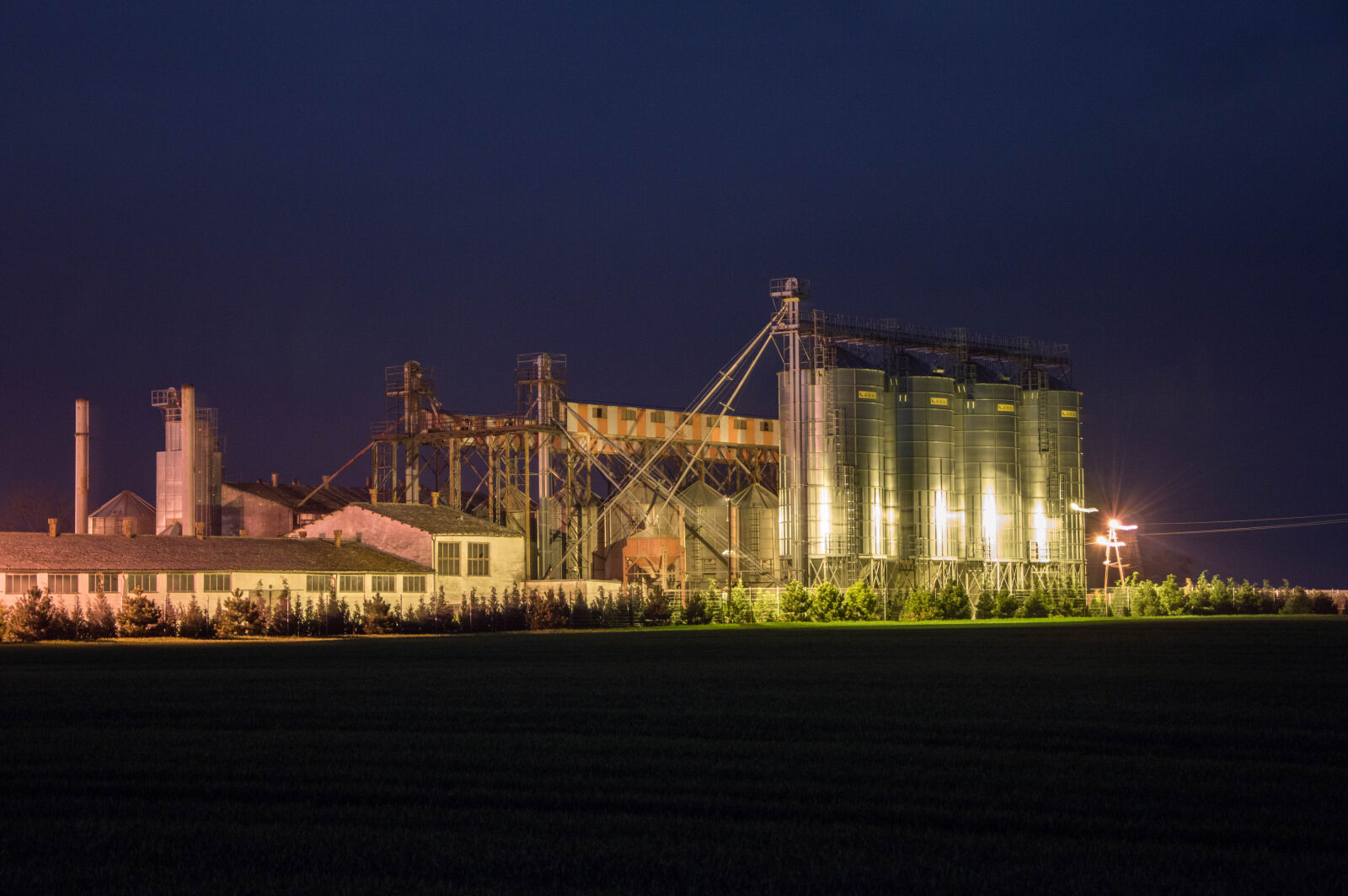 Nikon D3200 sample photo. Night photography