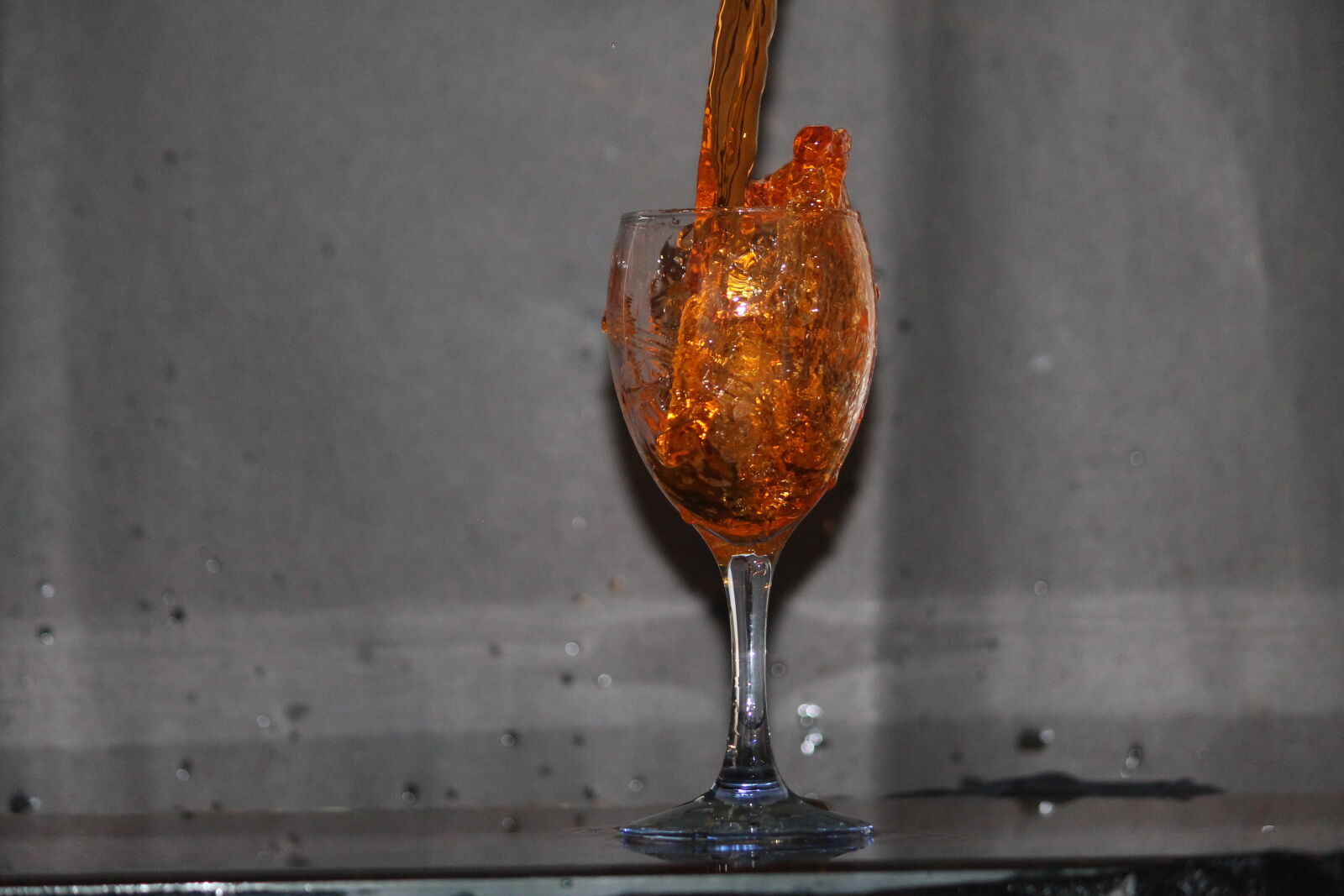 Canon EOS 1100D (EOS Rebel T3 / EOS Kiss X50) sample photo. Non, edited, wine, glass photography
