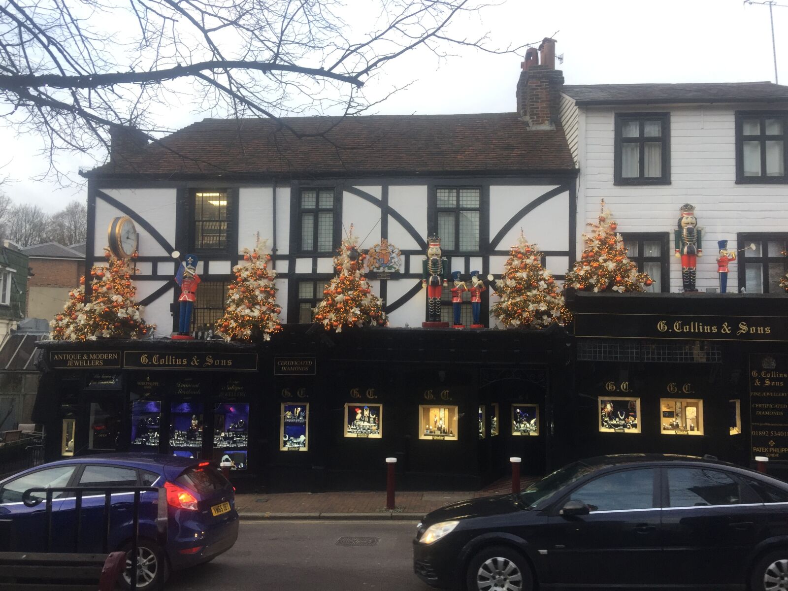 iPhone 6 Plus back camera 4.15mm f/2.2 sample photo. Christmas, town, countryside photography