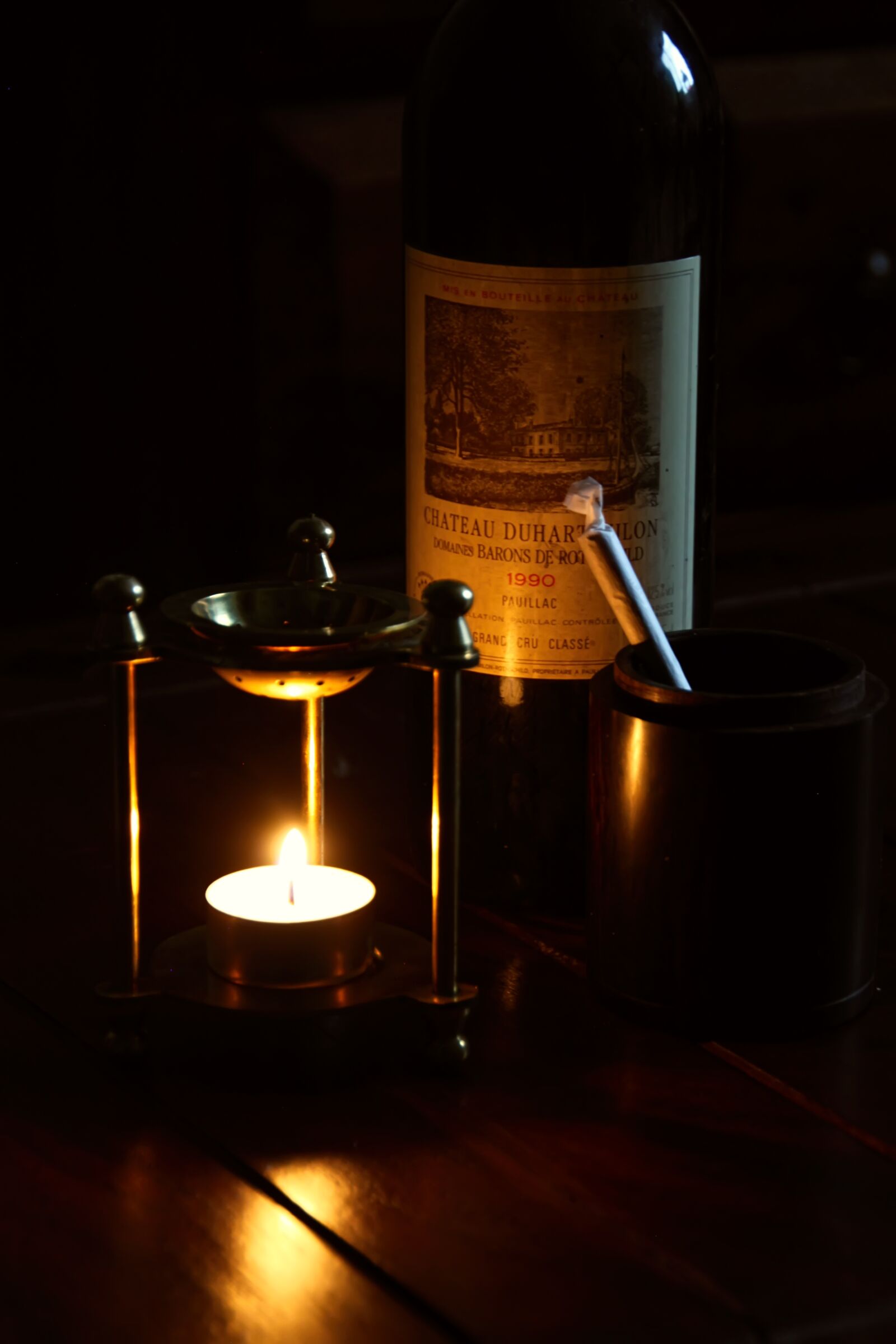 Canon EOS 500D (EOS Rebel T1i / EOS Kiss X3) sample photo. Candle, red wine, bottle photography
