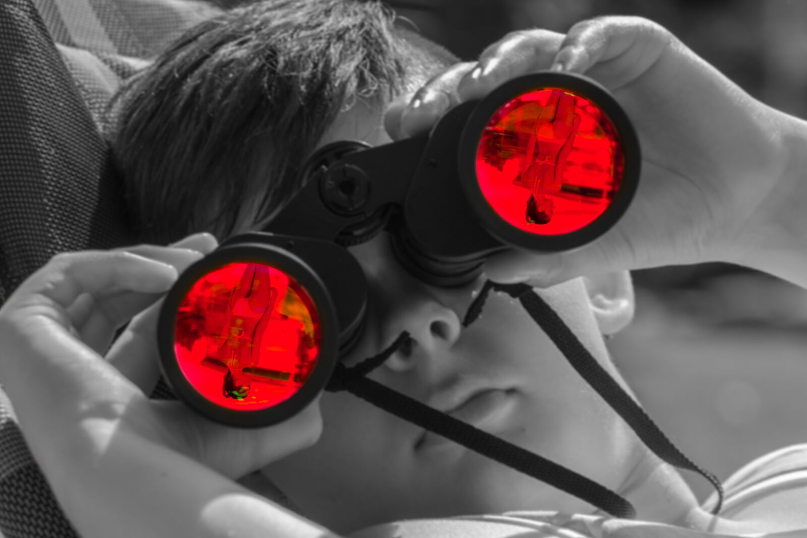 Canon EOS 70D sample photo. Binoculars, spieglung, boy photography