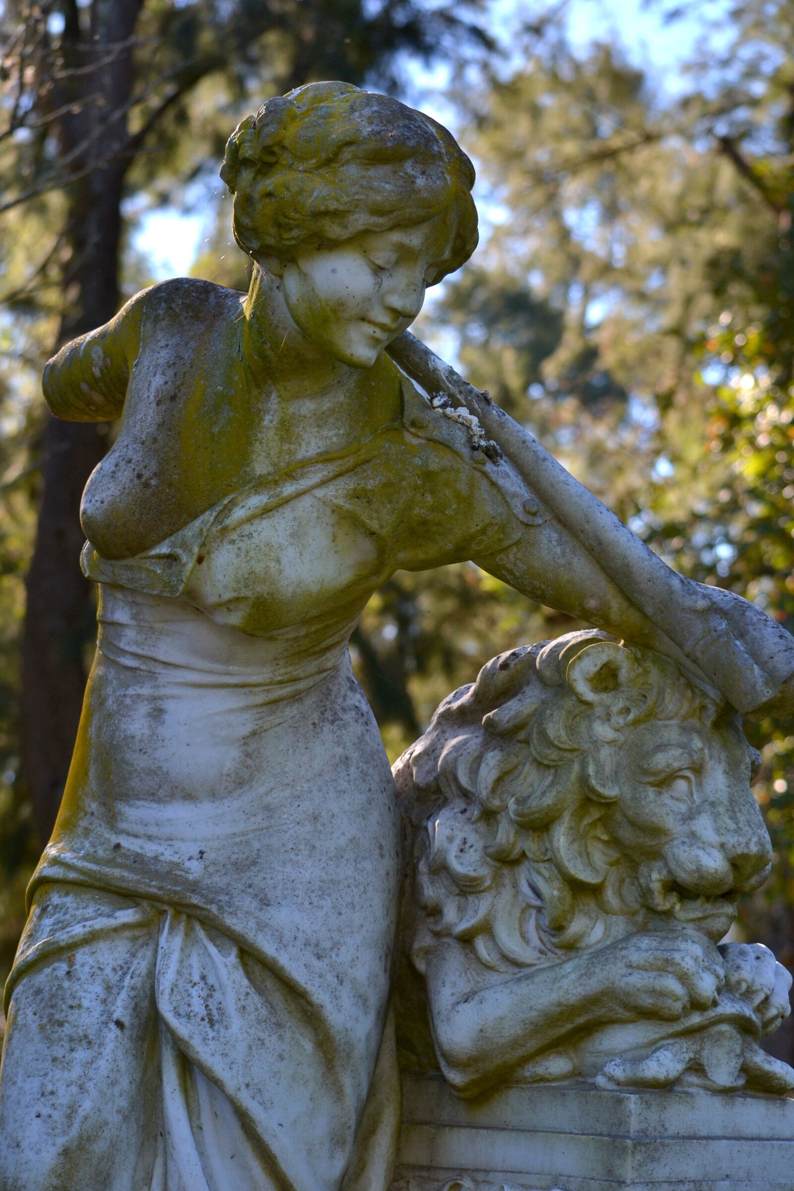 Nikon D3100 sample photo. Statue, museum, chascomús photography