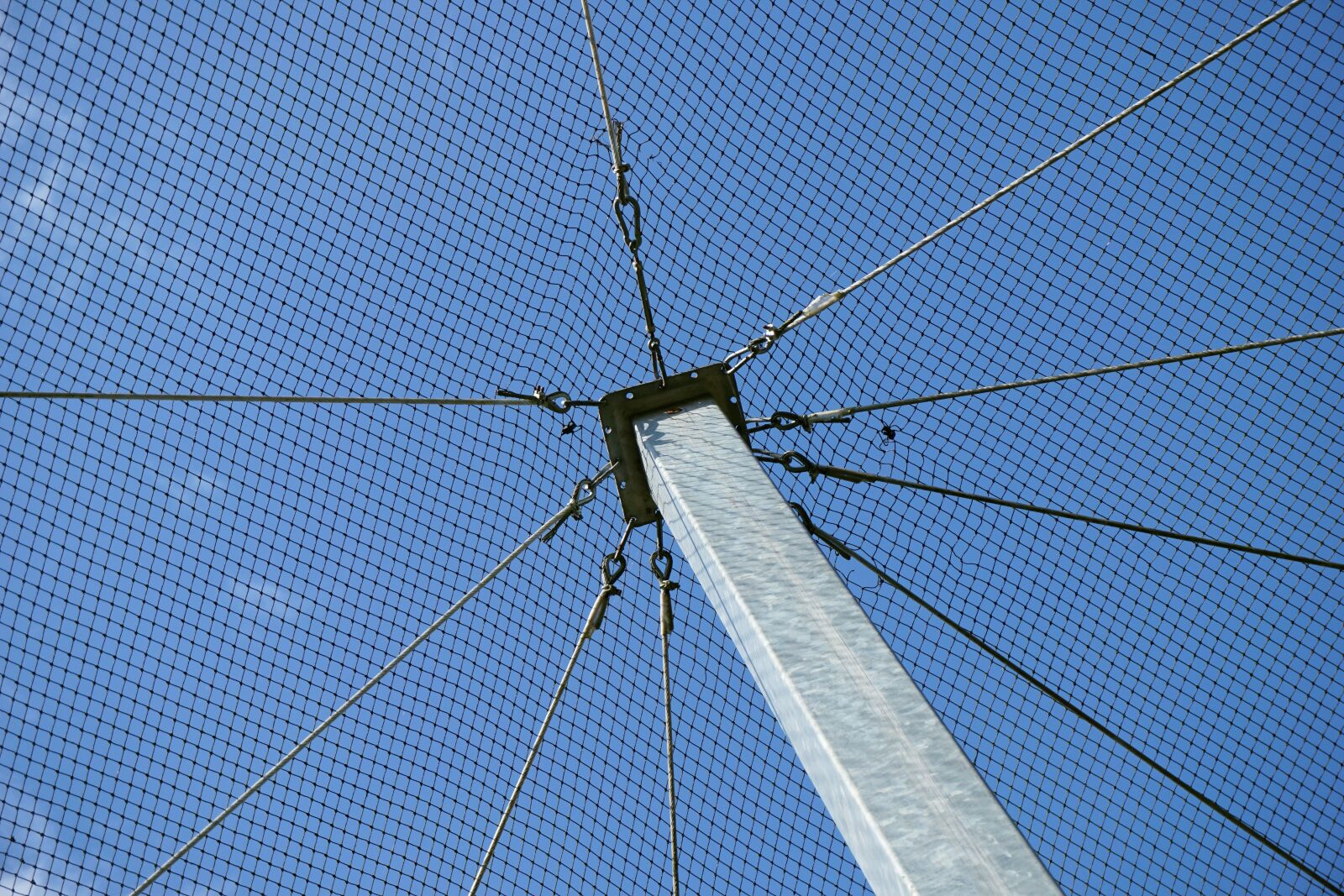 Sony a6000 sample photo. Construction, mast, web photography