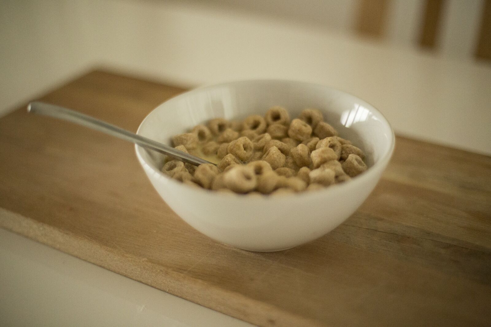 Canon EOS 6D + Canon EF 50mm F1.4 USM sample photo. Cereals, breakfast, bowl, loops photography