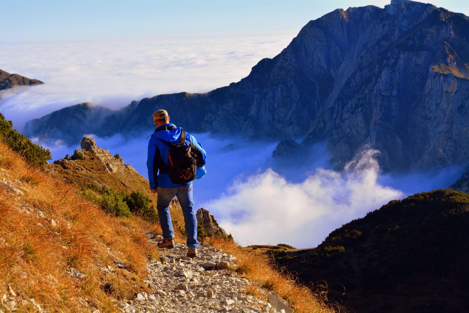 Nikon D7100 sample photo. Walk, clouds, excursion photography
