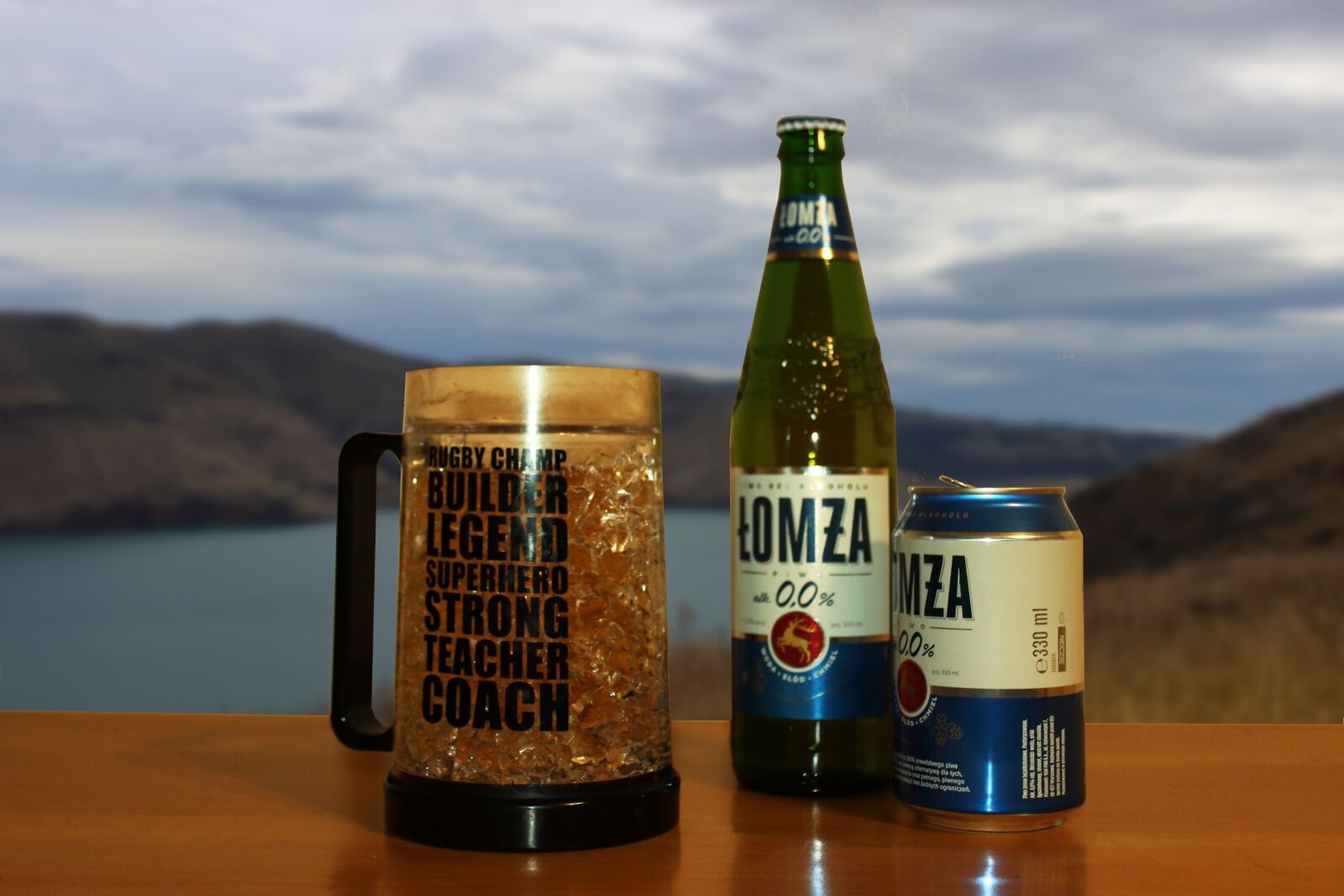 Canon EOS 1300D (EOS Rebel T6 / EOS Kiss X80) sample photo. Beer, view, glass photography