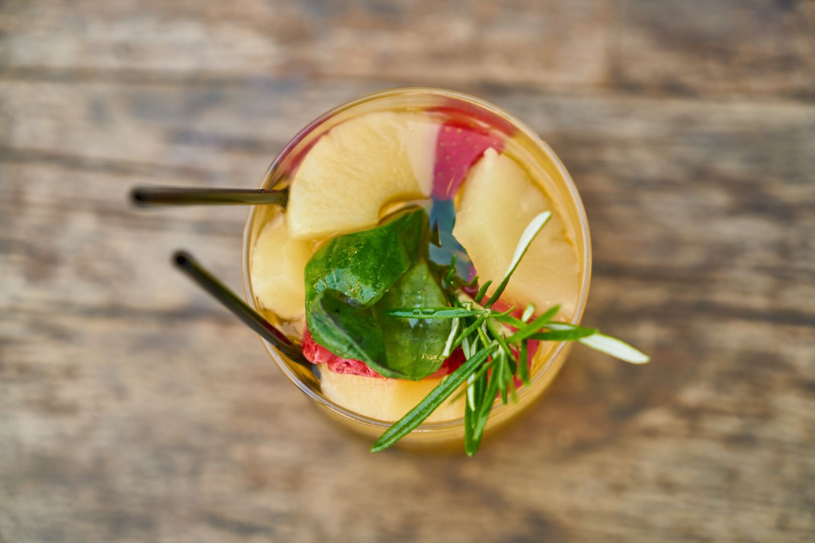 Sony a7R II sample photo. Cocktail, fruit, fresh photography