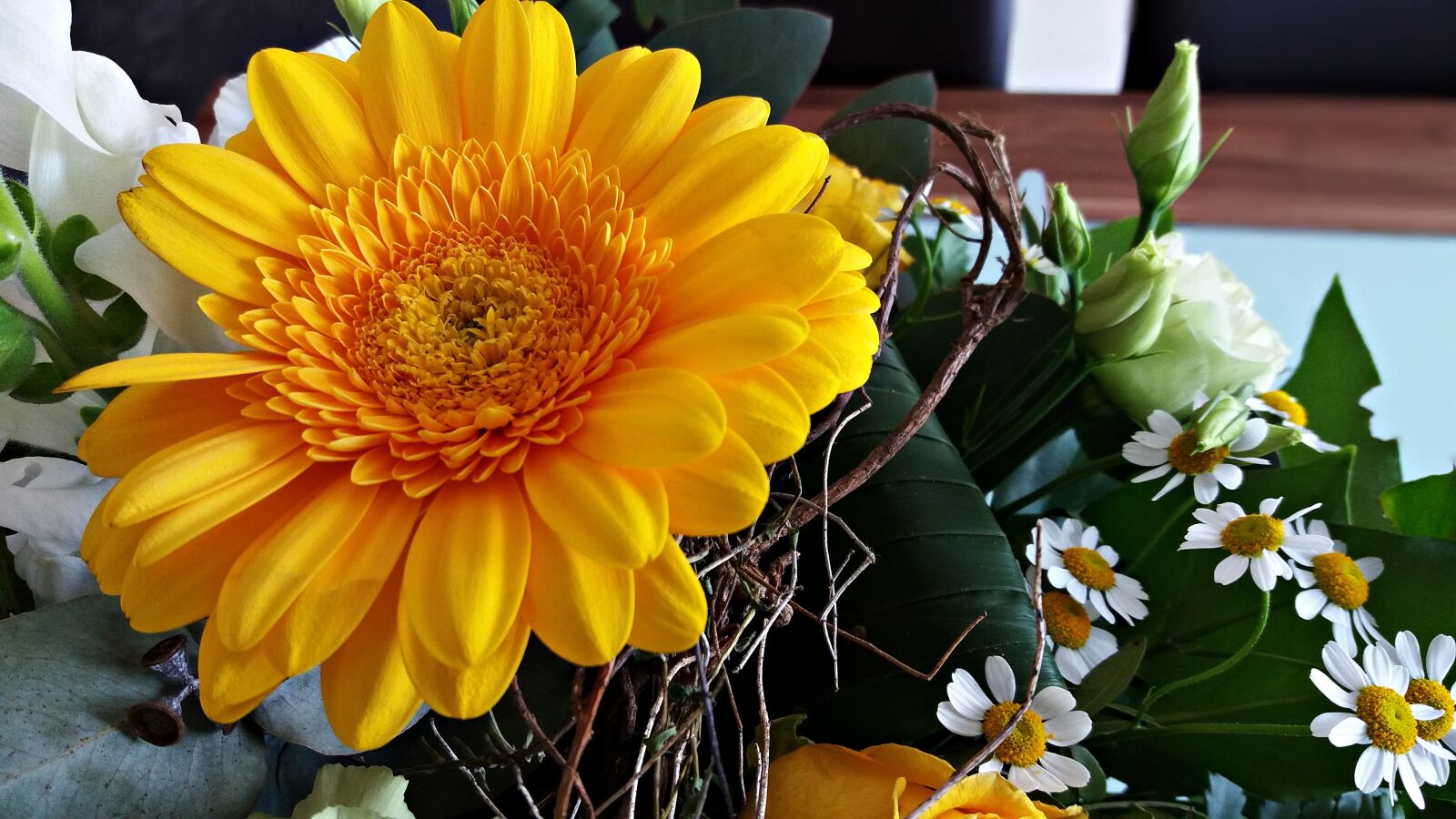 Samsung Galaxy J5 sample photo. Flowers, gerbera, bouquet of photography
