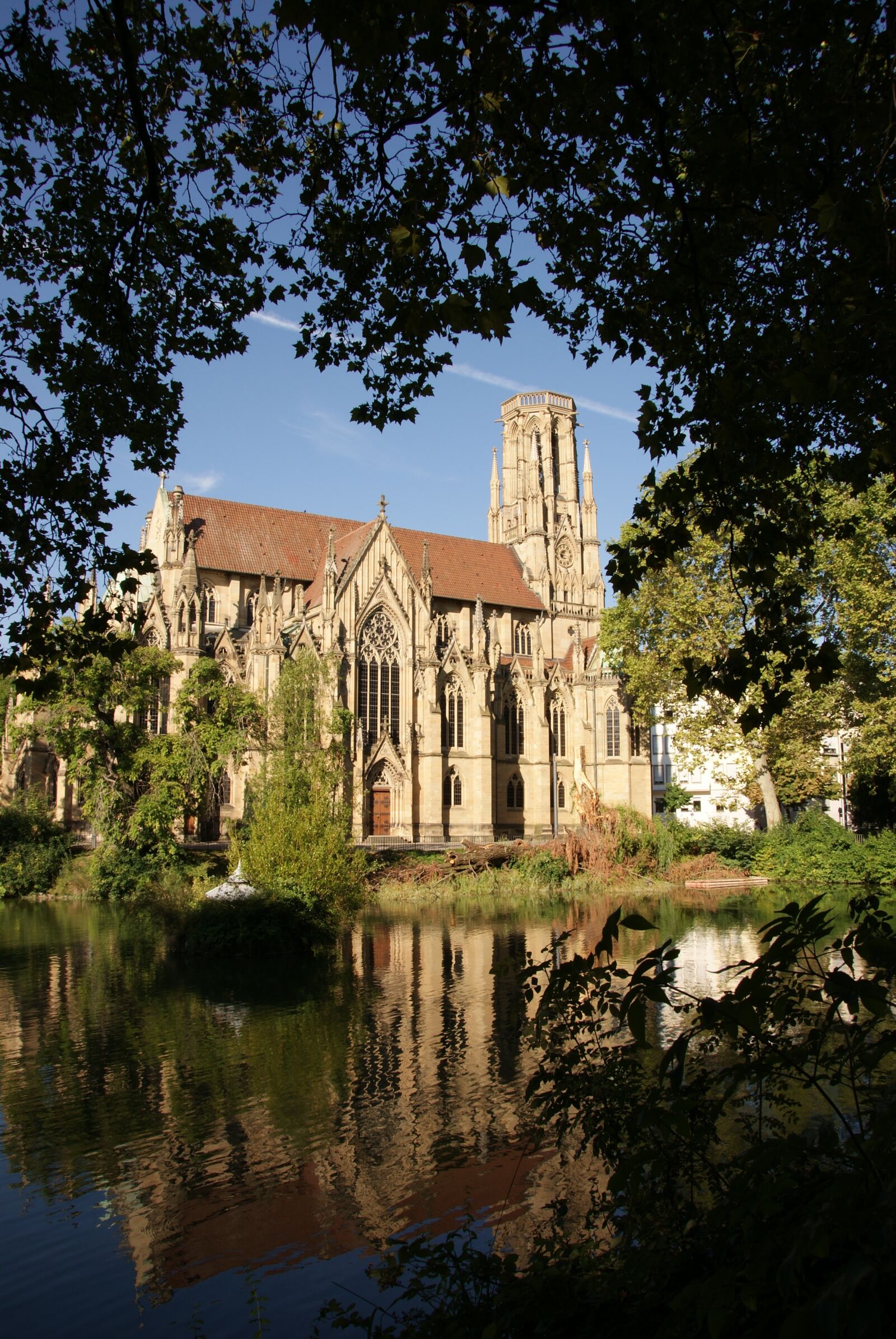 Sony Alpha DSLR-A230 sample photo. Johanneskirche, stuttgart, church photography
