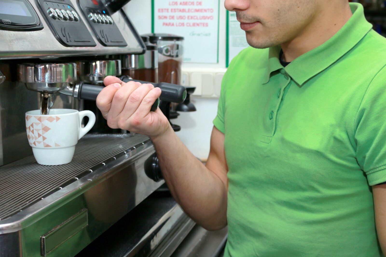 Canon EOS 70D sample photo. Kettle, restoration, bar photography