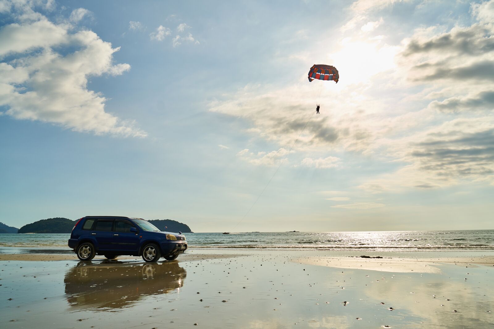 Sony a7R II sample photo. Car, chip, beach photography