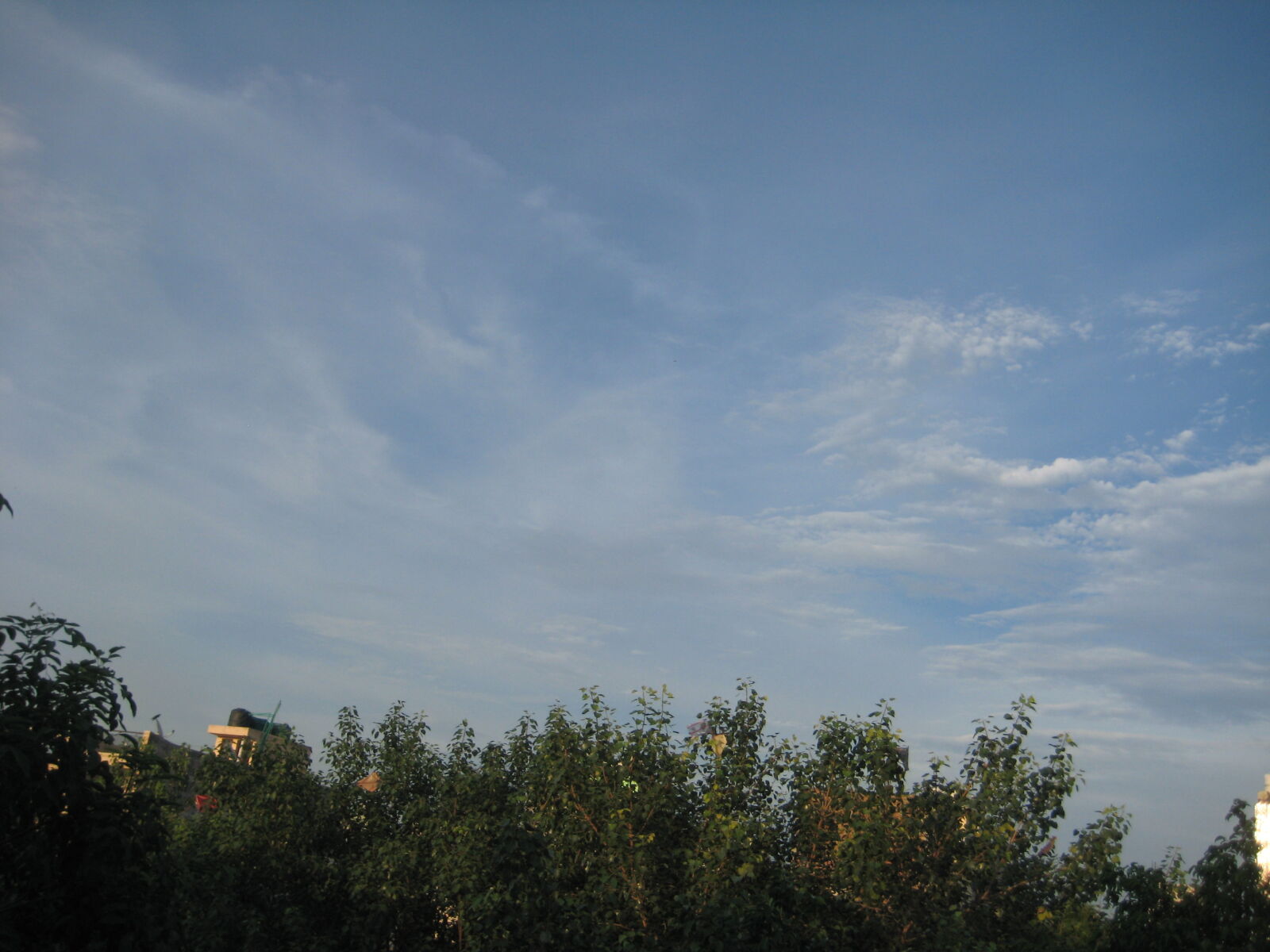 Canon DIGITAL IXUS 75 sample photo. Cloudy, blue, sky photography
