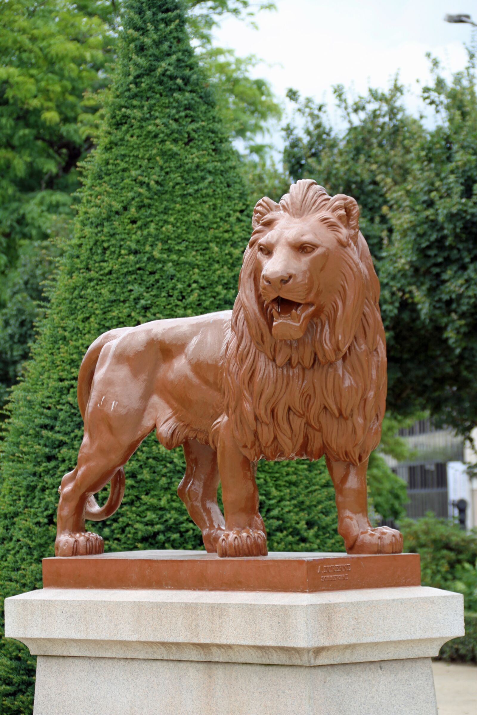 Canon EOS 7D sample photo. Lion, statue, sculpture photography