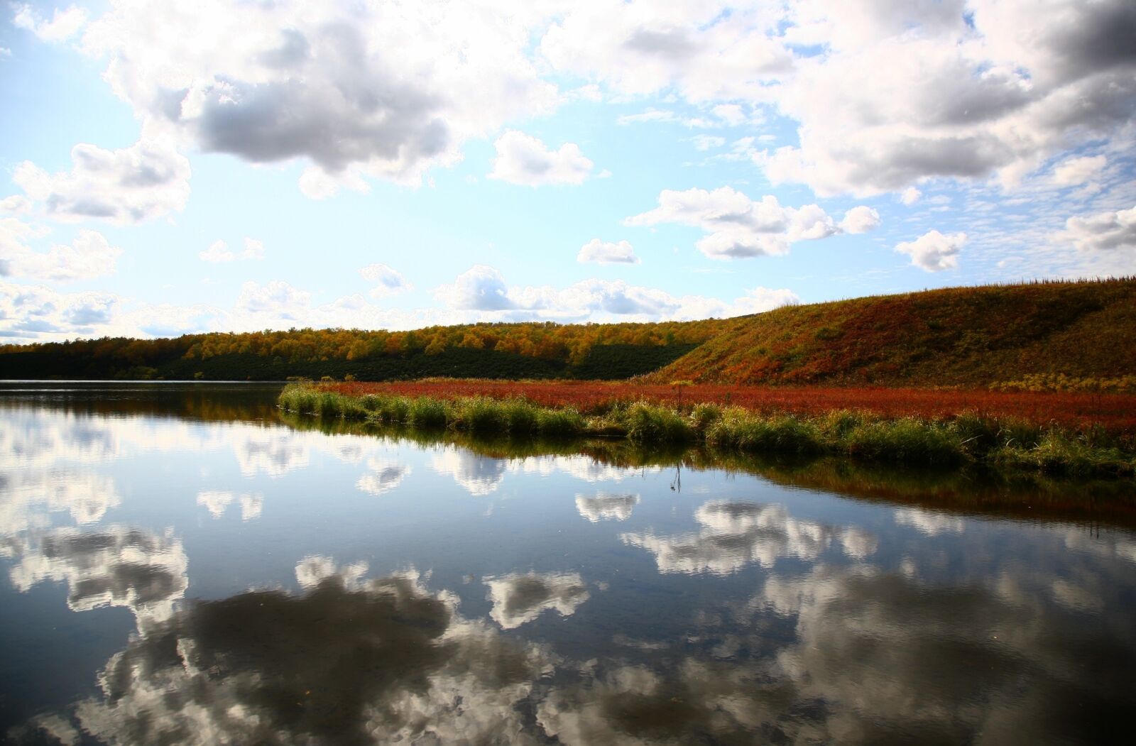 Canon EOS 5D sample photo. Lake, mountains, tundra photography