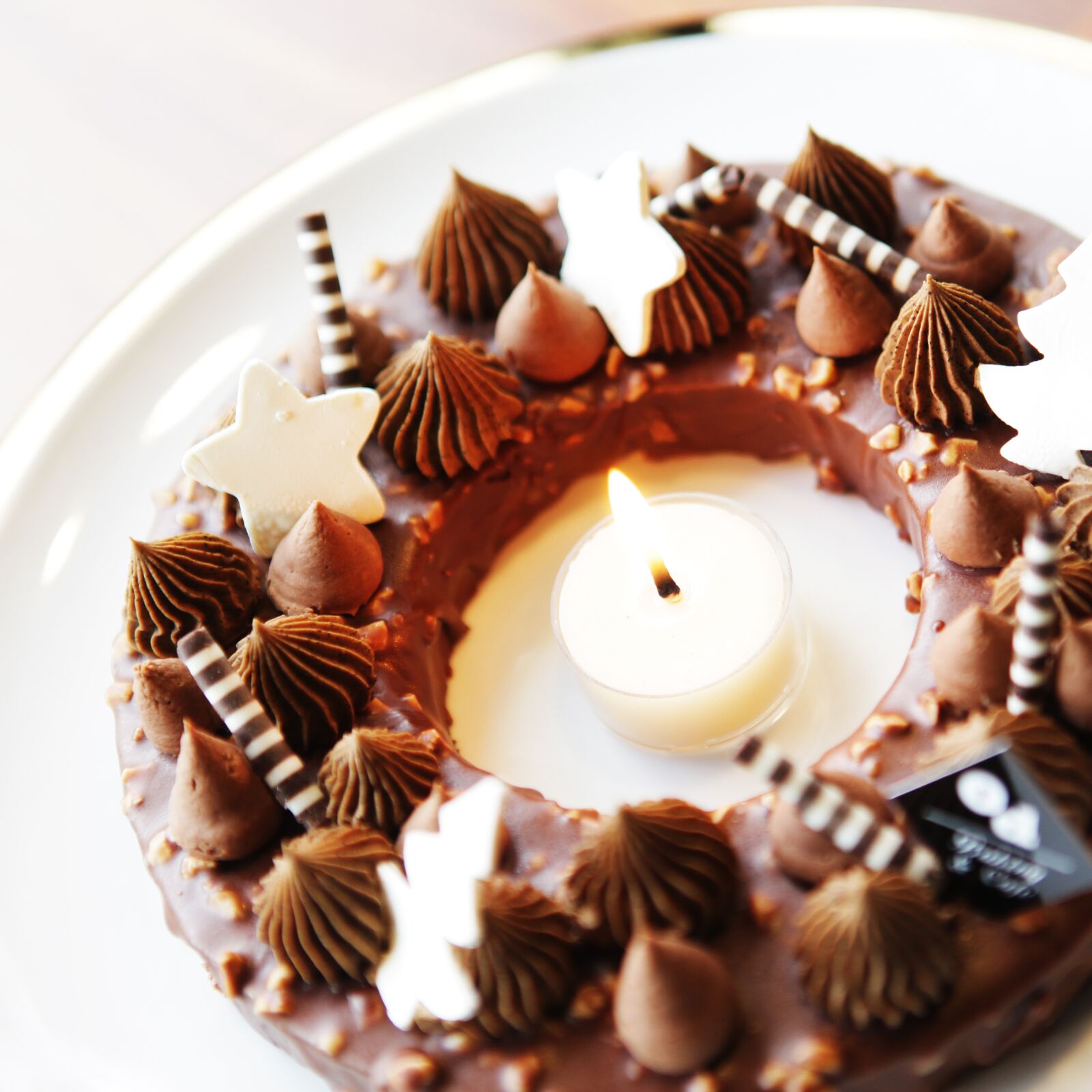 Canon EOS 5D Mark II sample photo. Cake, plate, dessert photography