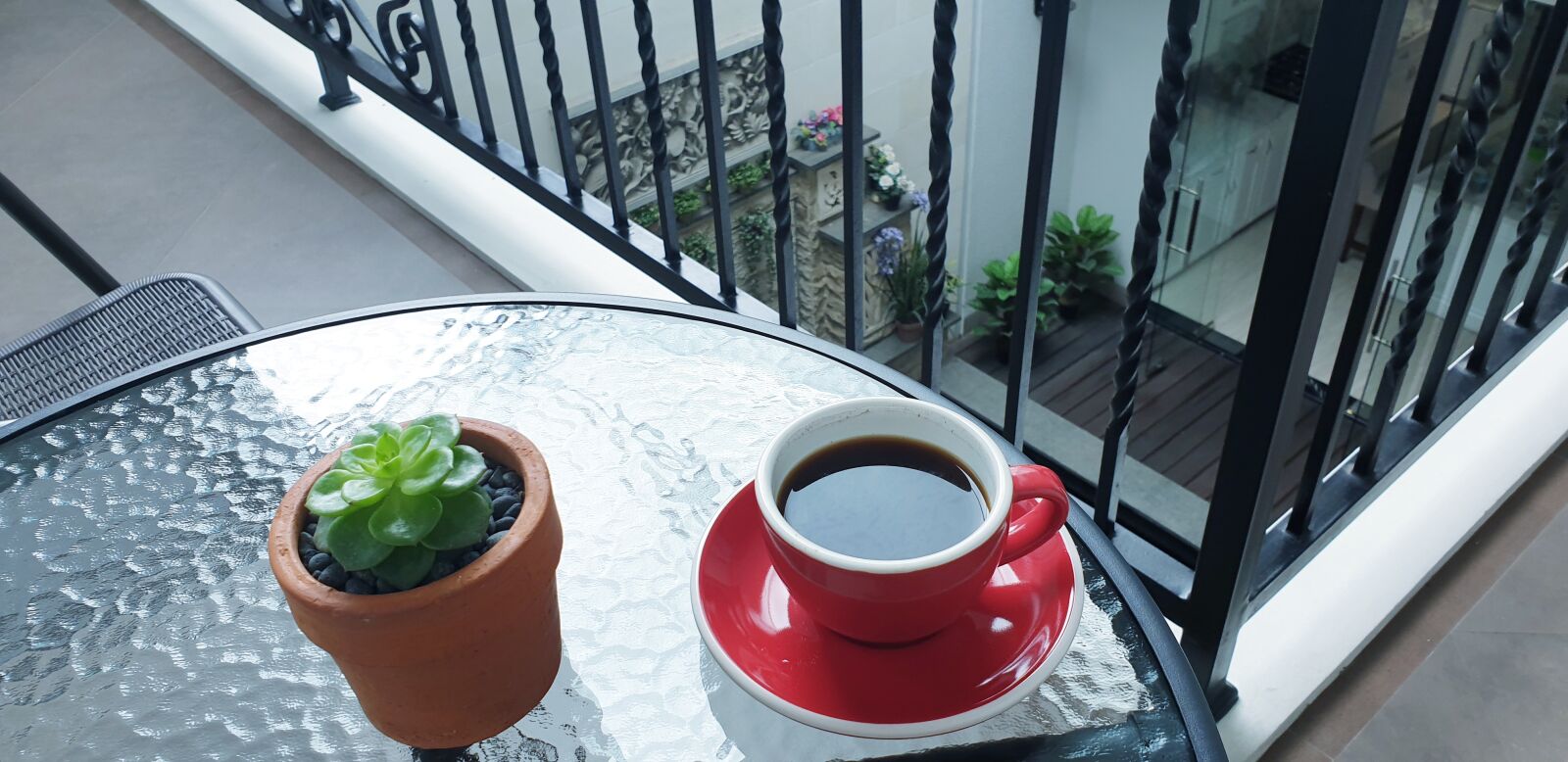 Samsung Galaxy Note9 sample photo. Enjoy coffee, while lockdown photography
