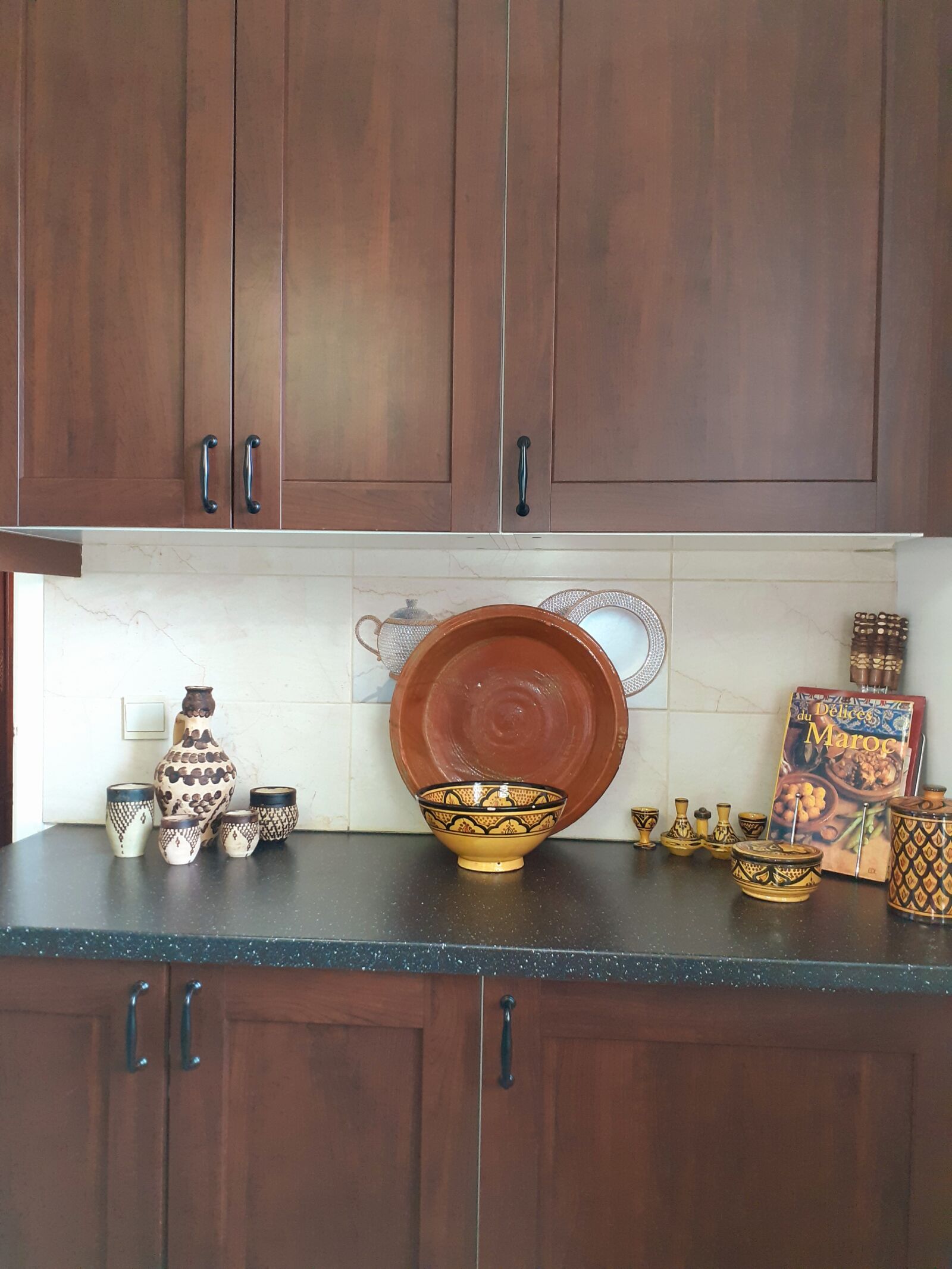 Samsung SM-A202F sample photo. Moroccan, kitchen, decoration photography