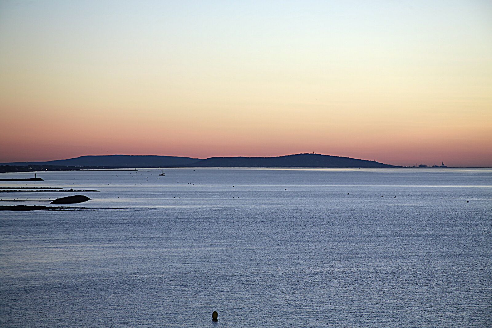 Canon EOS 5D Mark III sample photo. Sunrise, sun, colorful photography