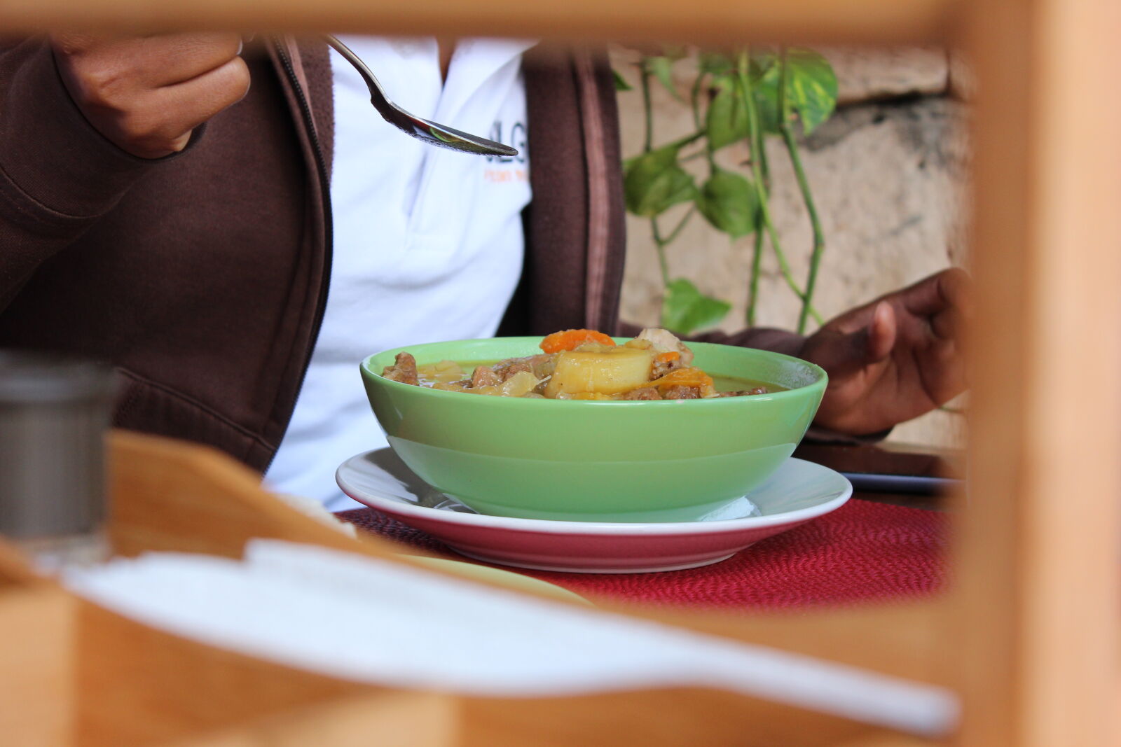 Canon EOS 600D (Rebel EOS T3i / EOS Kiss X5) sample photo. Dominican, eat, eating, food photography