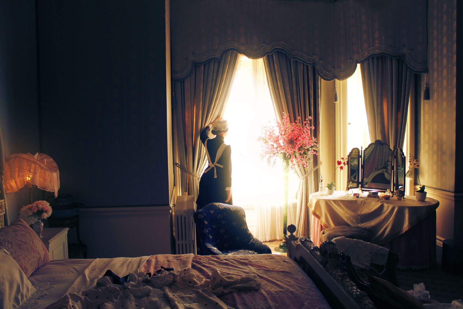Canon EOS 550D (EOS Rebel T2i / EOS Kiss X4) sample photo. Maid, room, old photography