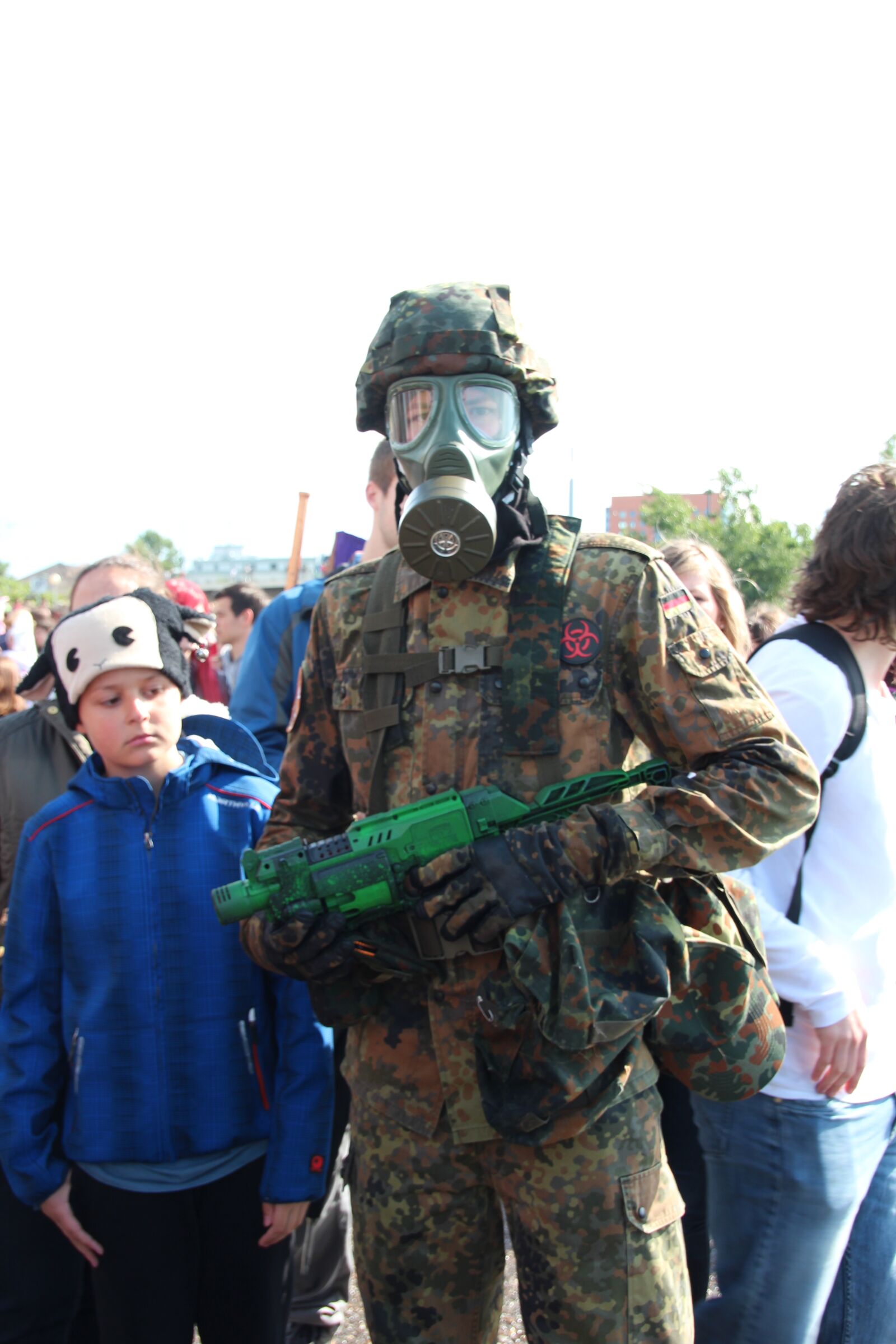 Canon EOS 600D (Rebel EOS T3i / EOS Kiss X5) sample photo. War, cosplay, dressed up photography