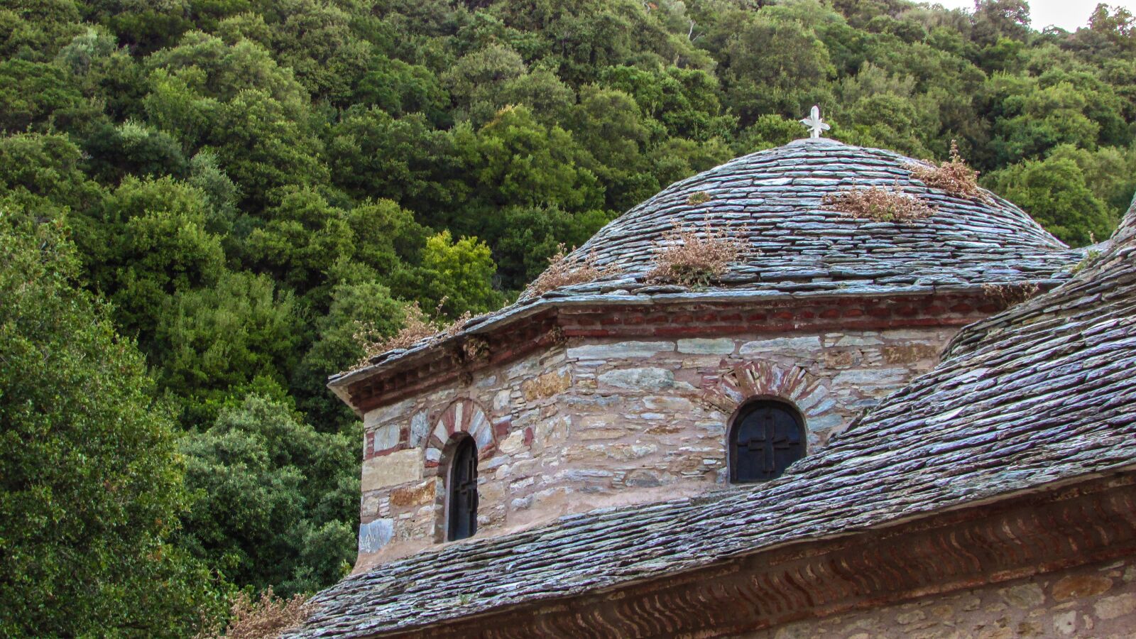 Canon PowerShot SX400 IS sample photo. Monastery, church, architecture photography