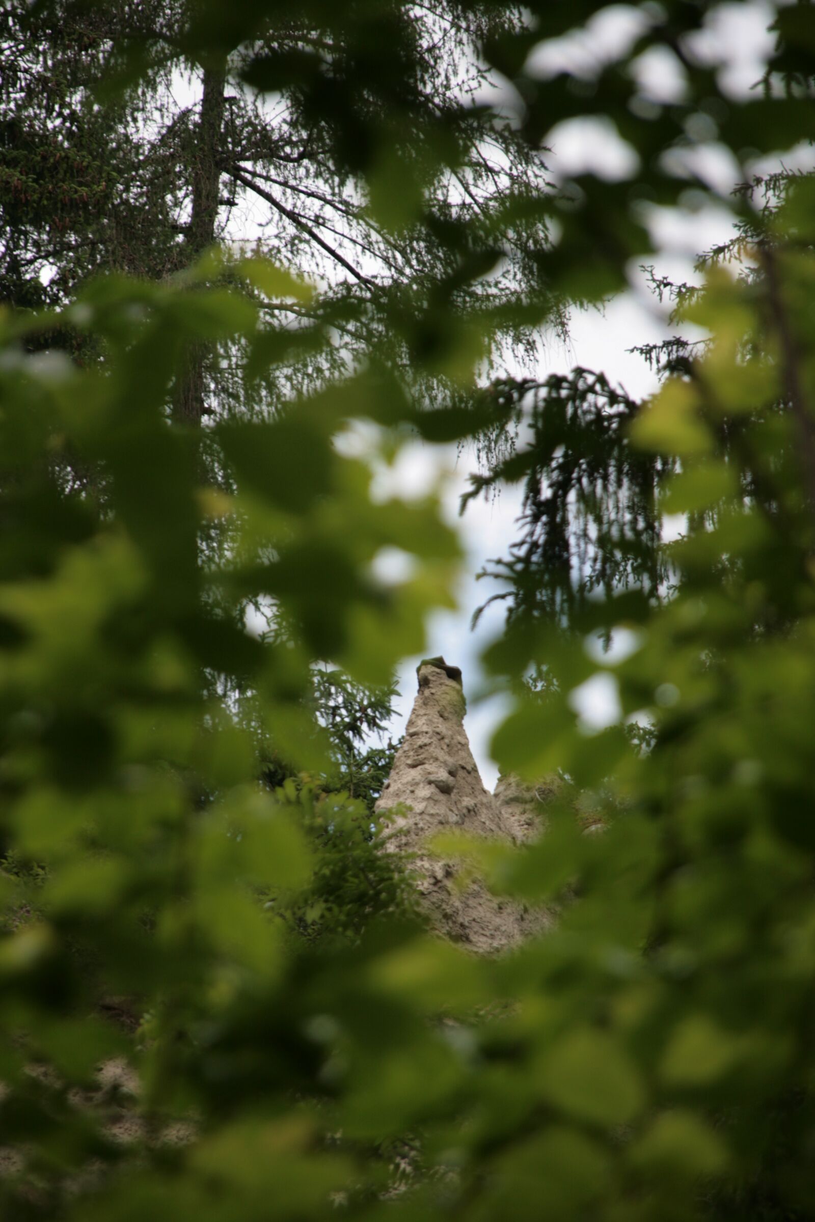 Canon EOS 400D (EOS Digital Rebel XTi / EOS Kiss Digital X) sample photo. Stone pyramids, stone, nature photography