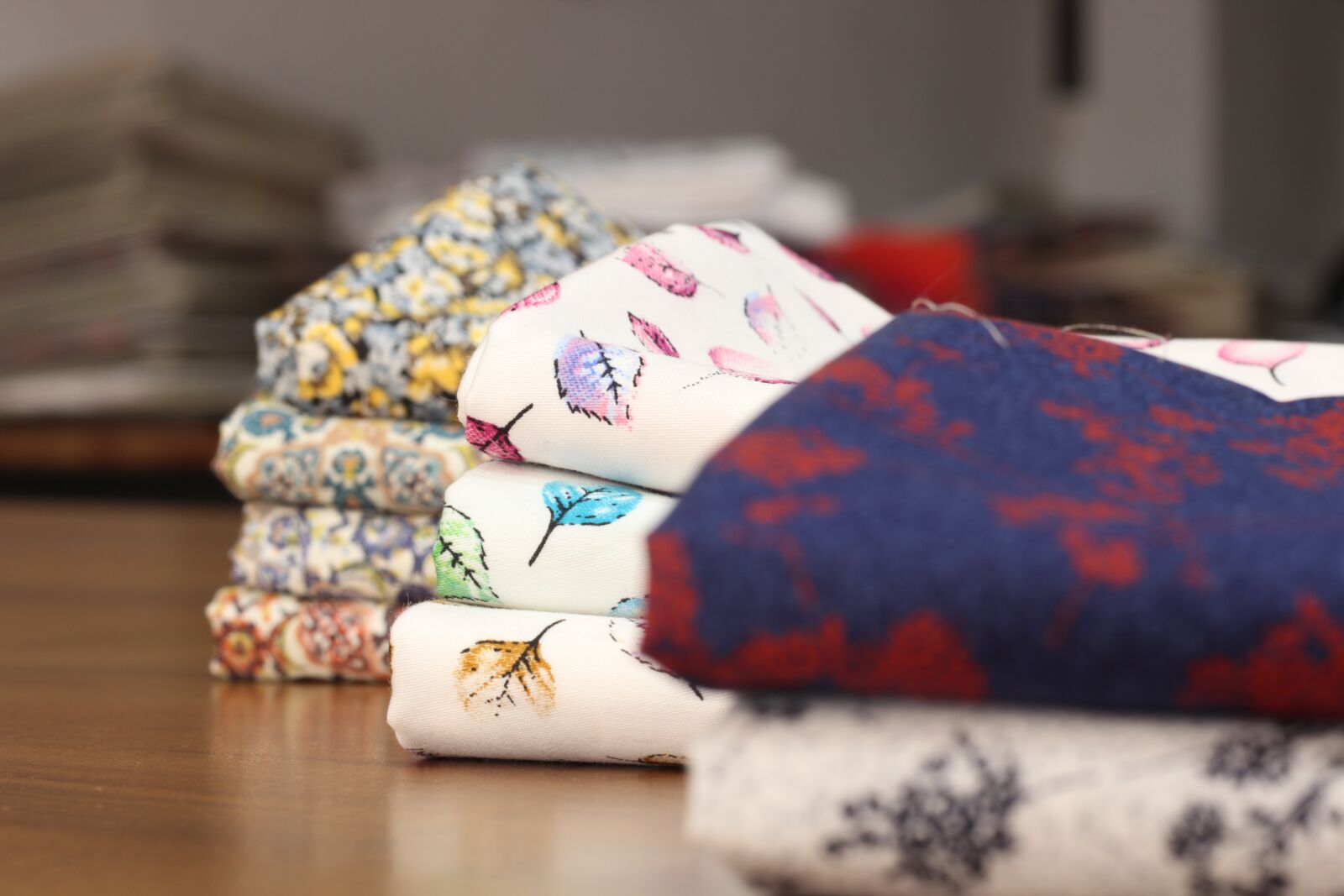 Canon EOS 700D (EOS Rebel T5i / EOS Kiss X7i) + Canon EF 50mm F1.8 STM sample photo. Floral prints, prints, floral photography