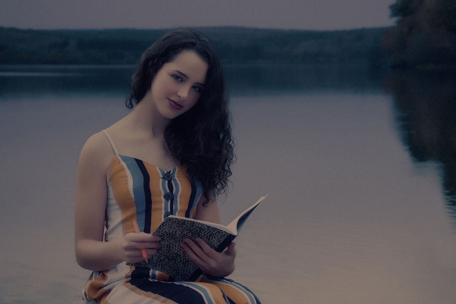 Nikon D610 sample photo. Young girl reading, girl photography