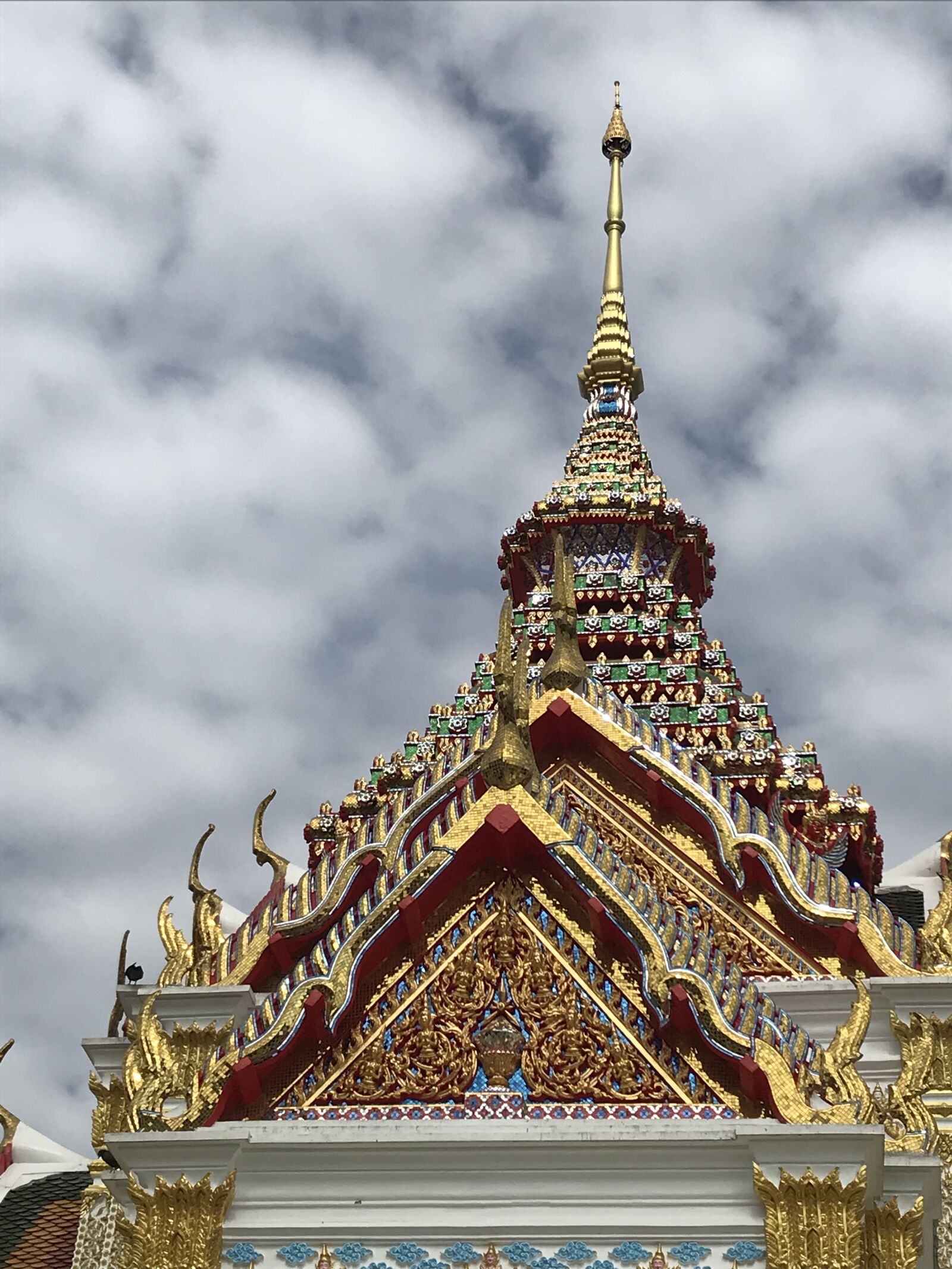 iPhone 7 back camera 3.99mm f/1.8 sample photo. Temple, sky, architecture photography